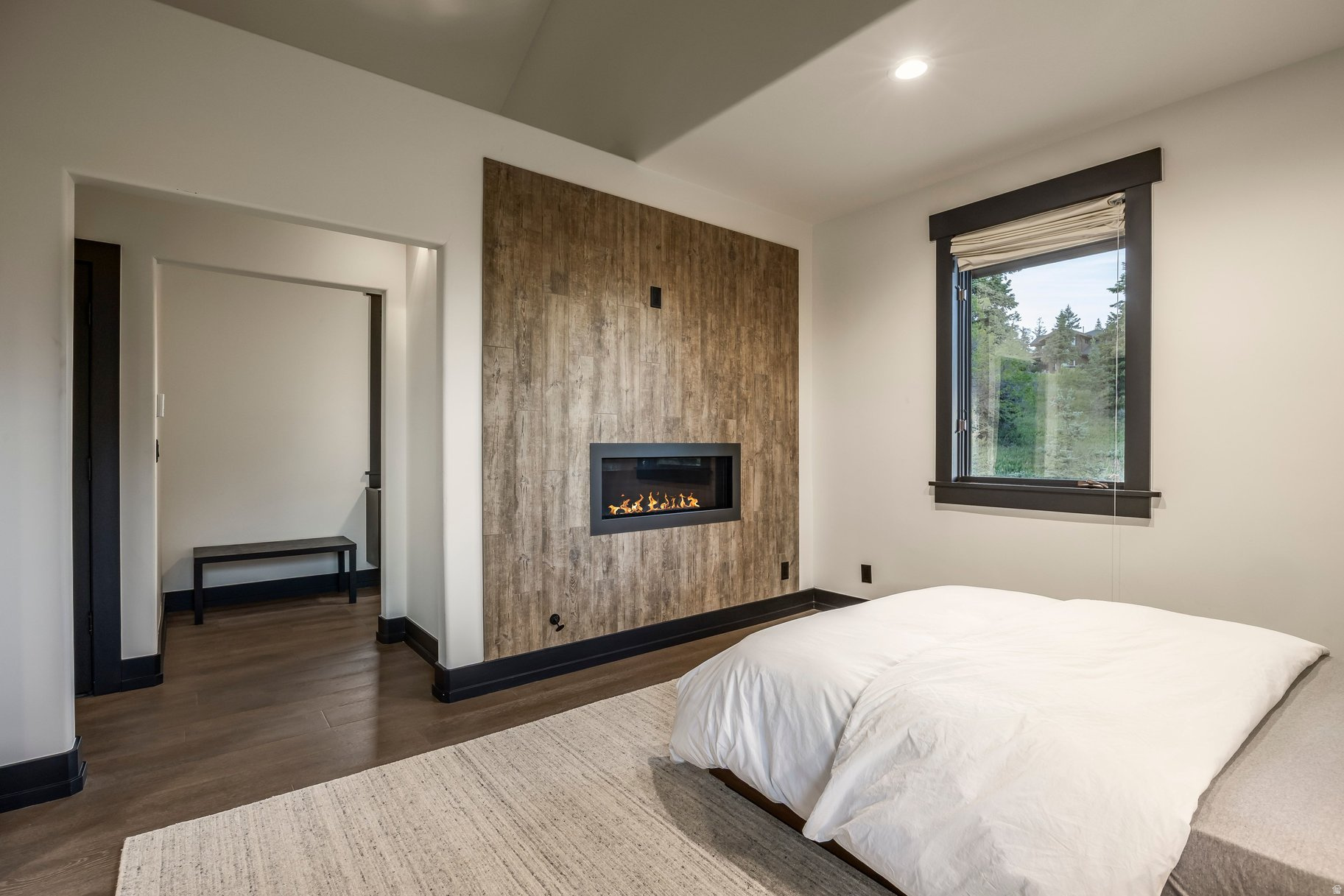 RED HAWK - Residential
