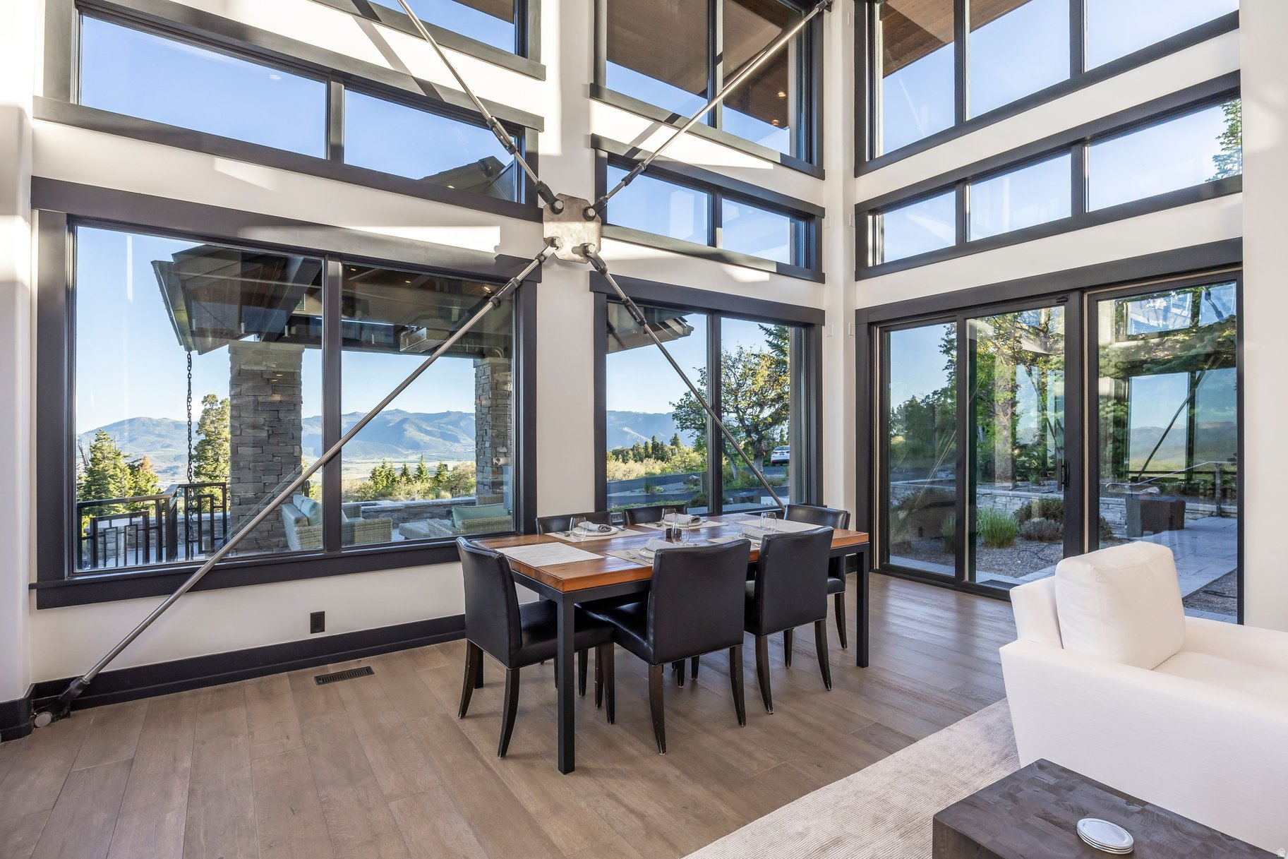 RED HAWK - Residential