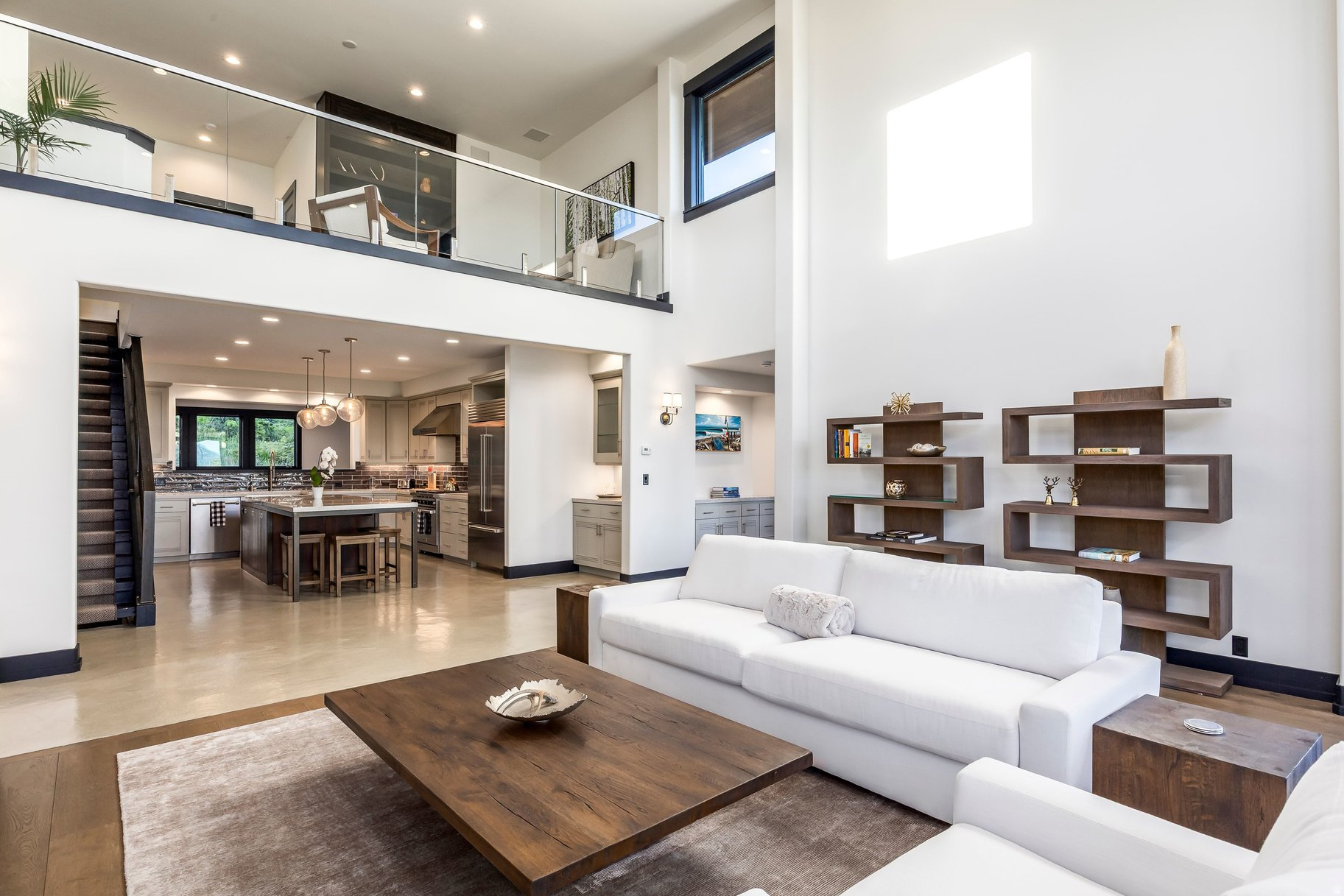 RED HAWK - Residential