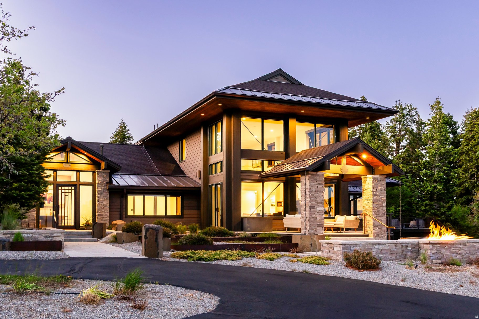 RED HAWK - Residential