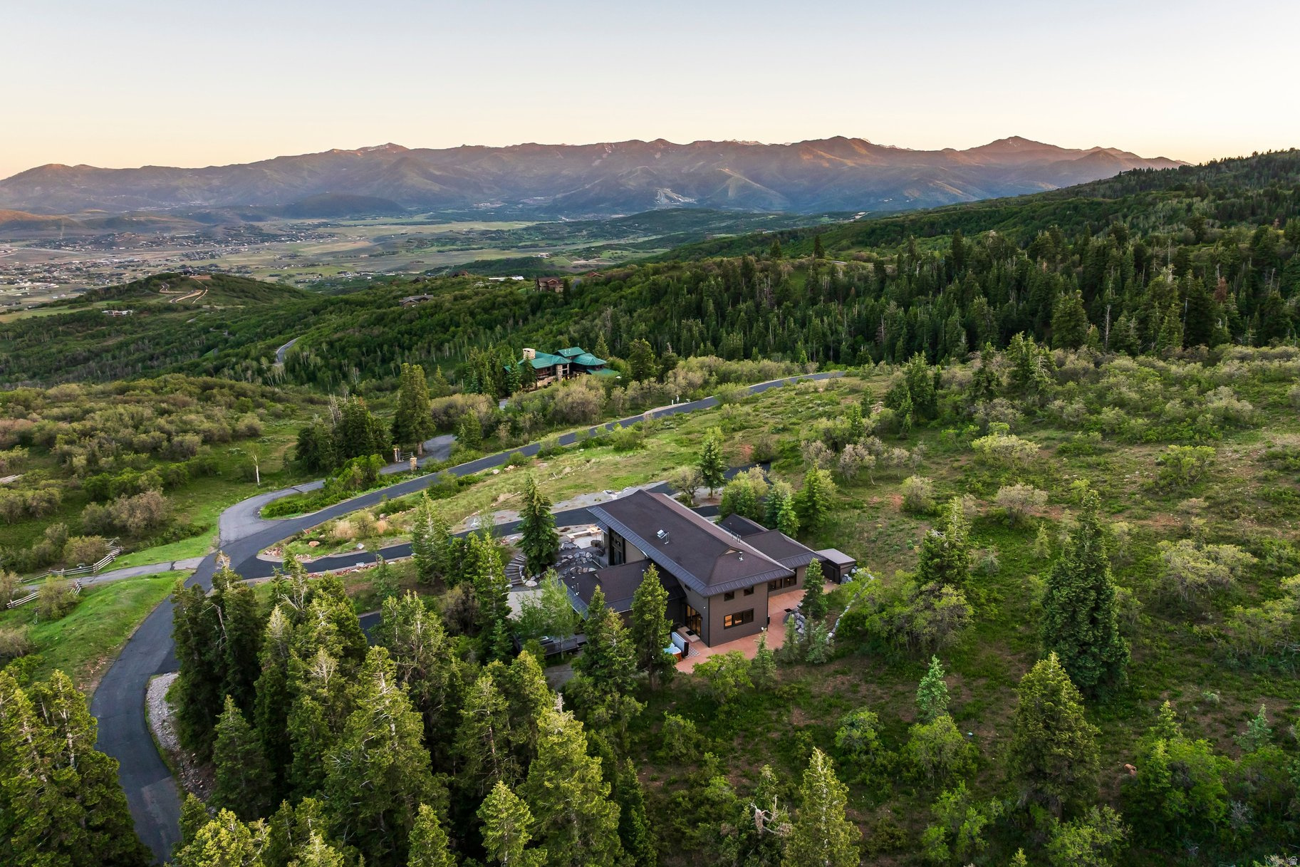 RED HAWK - Residential