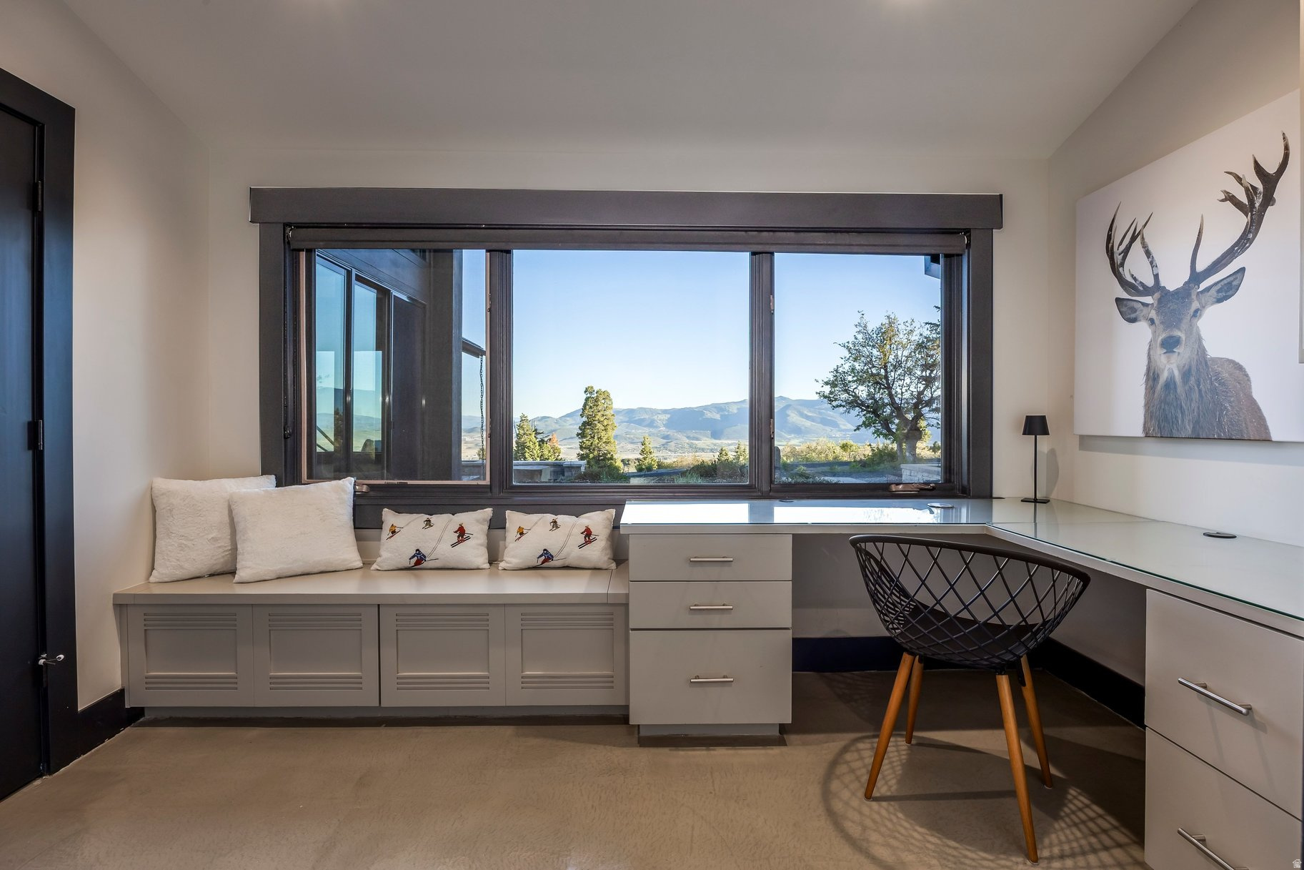 RED HAWK - Residential