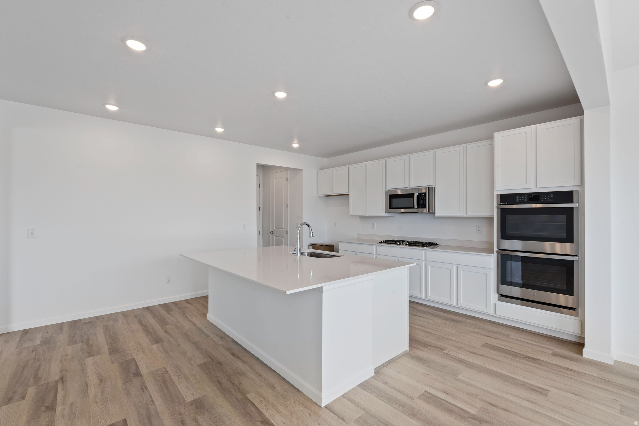 SMITH RANCH - Residential