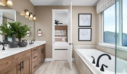 SMITH RANCH - Residential