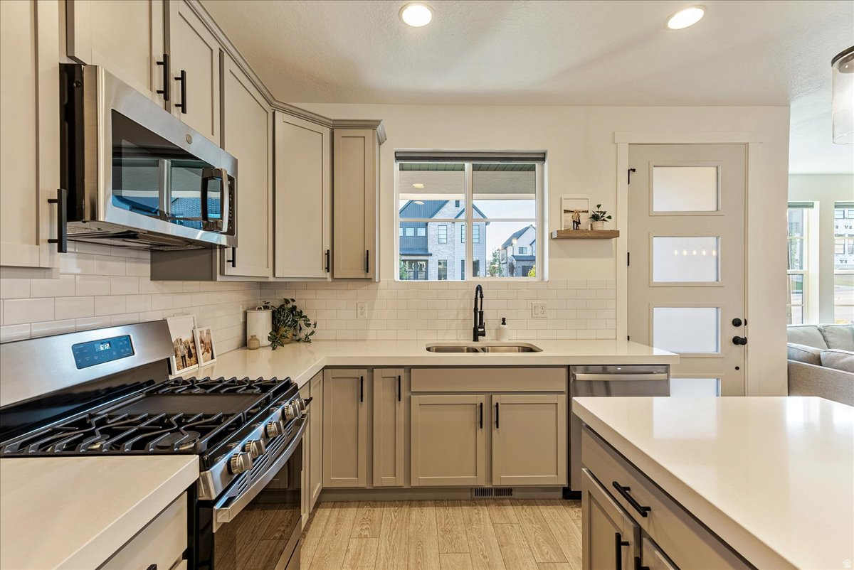 HOLBROOK FARMS PLAT - Residential