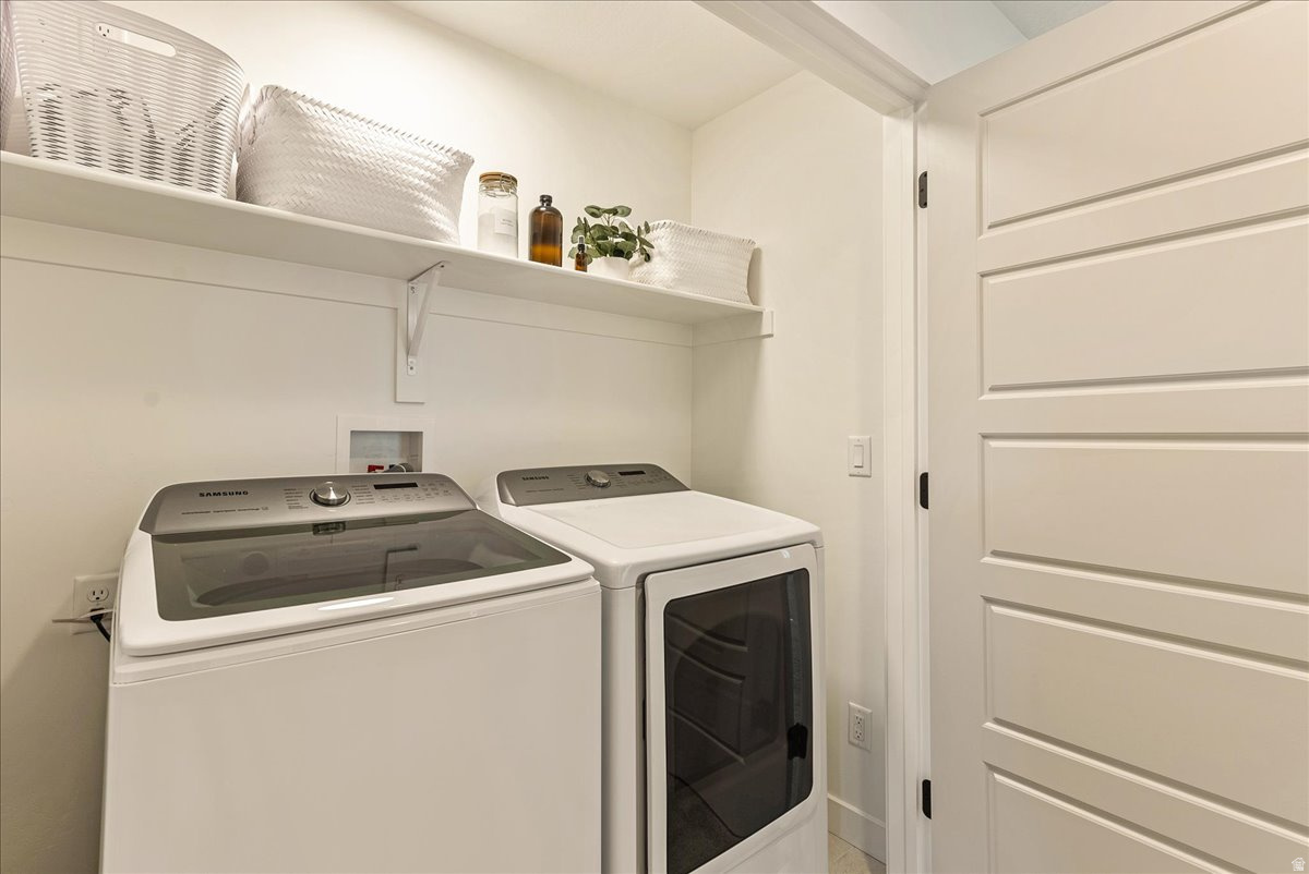 HOLBROOK FARMS PLAT - Residential