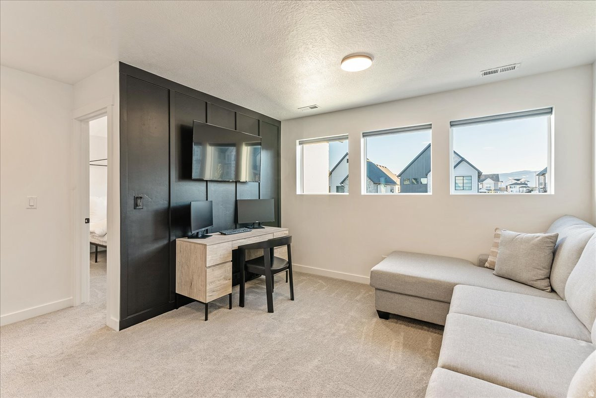 HOLBROOK FARMS PLAT - Residential