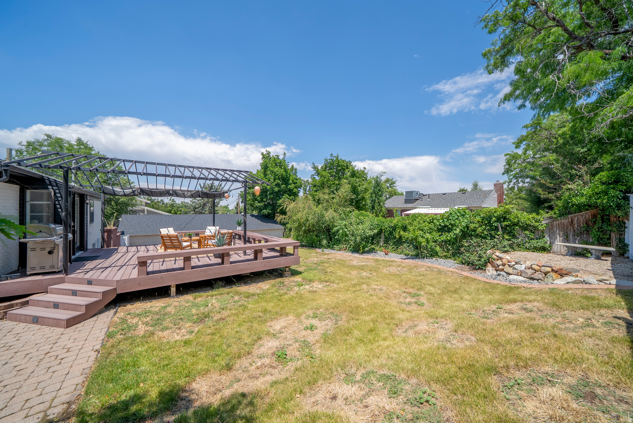 COUNTRY CLUB HEIGHTS - Residential