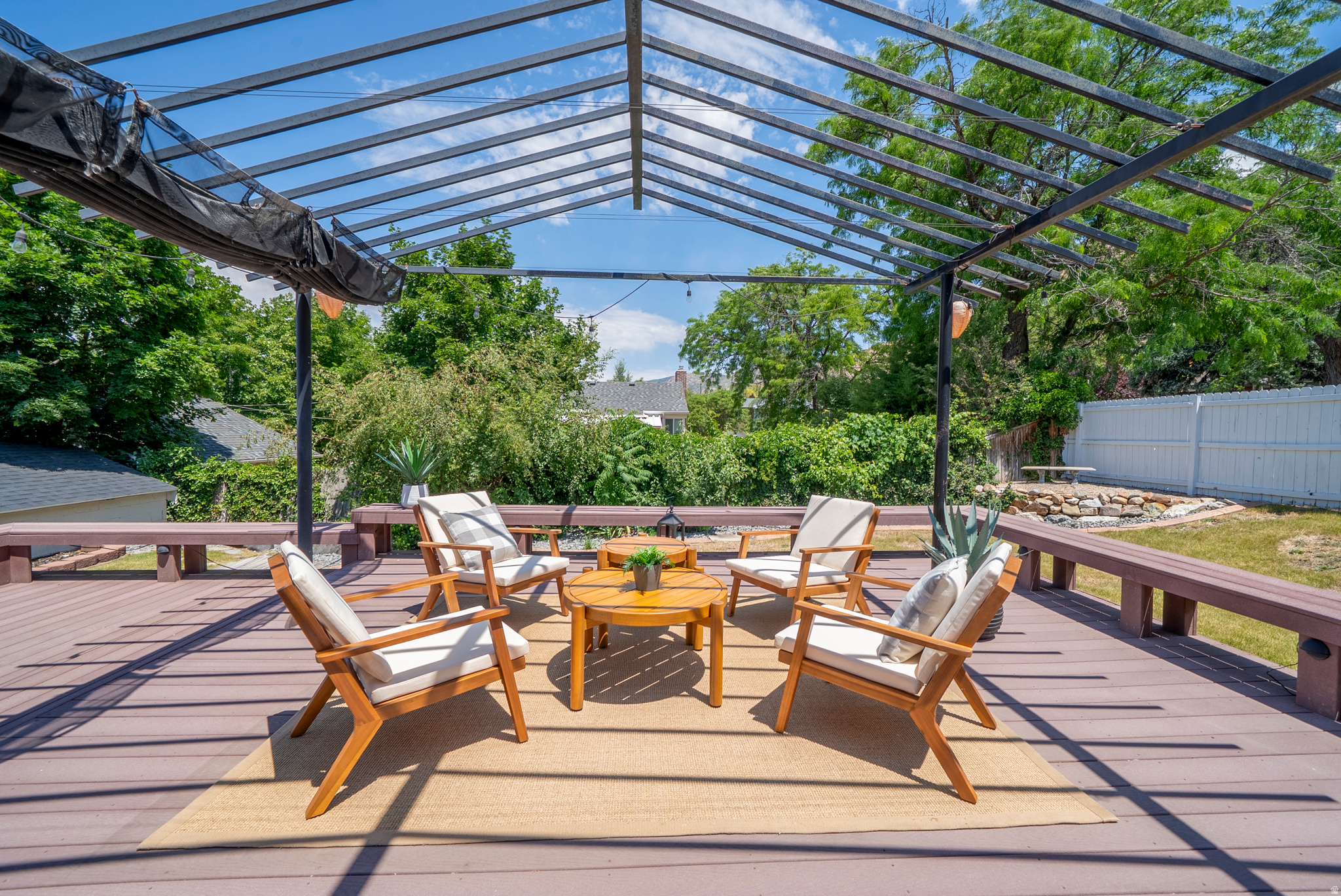 COUNTRY CLUB HEIGHTS - Residential