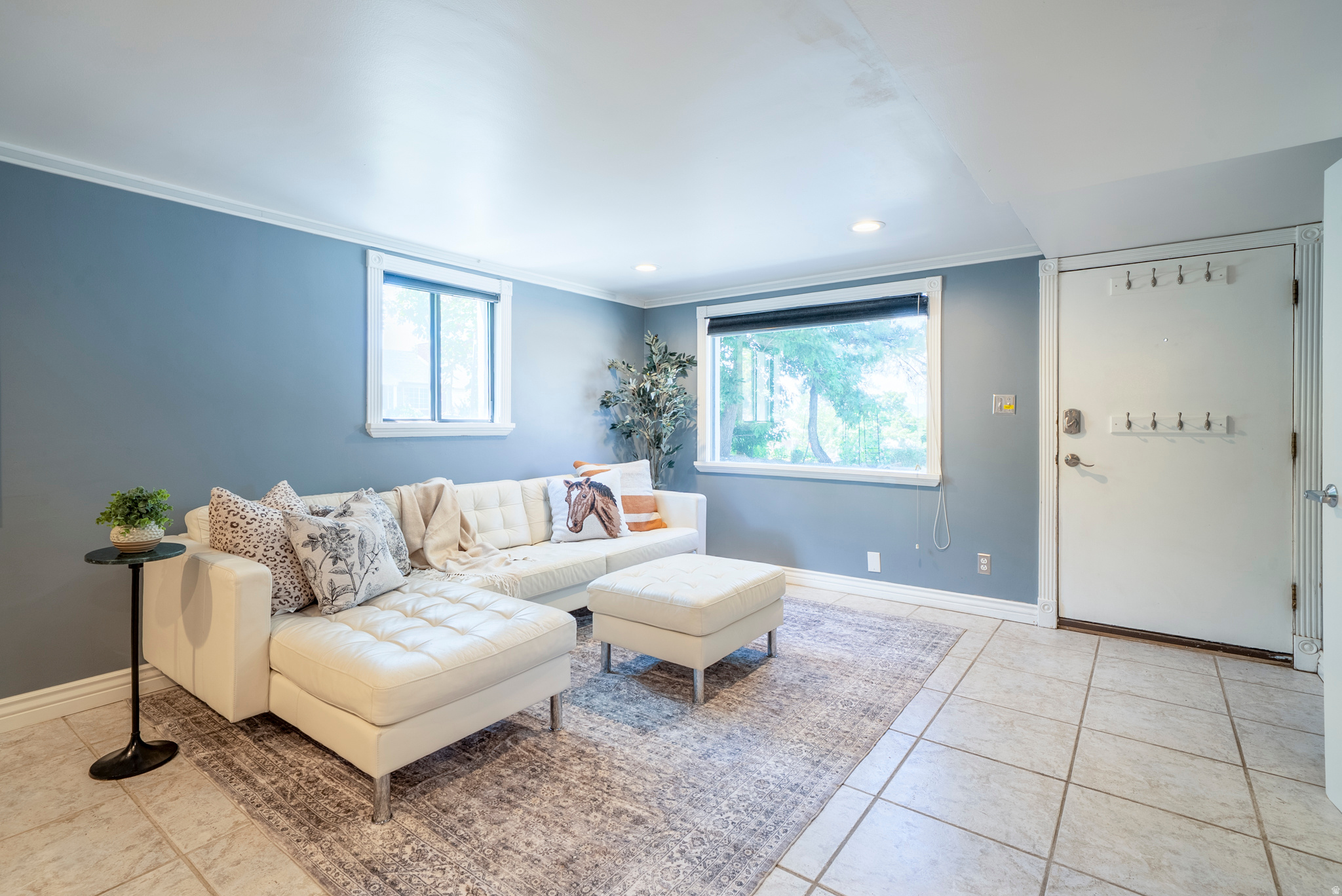COUNTRY CLUB HEIGHTS - Residential