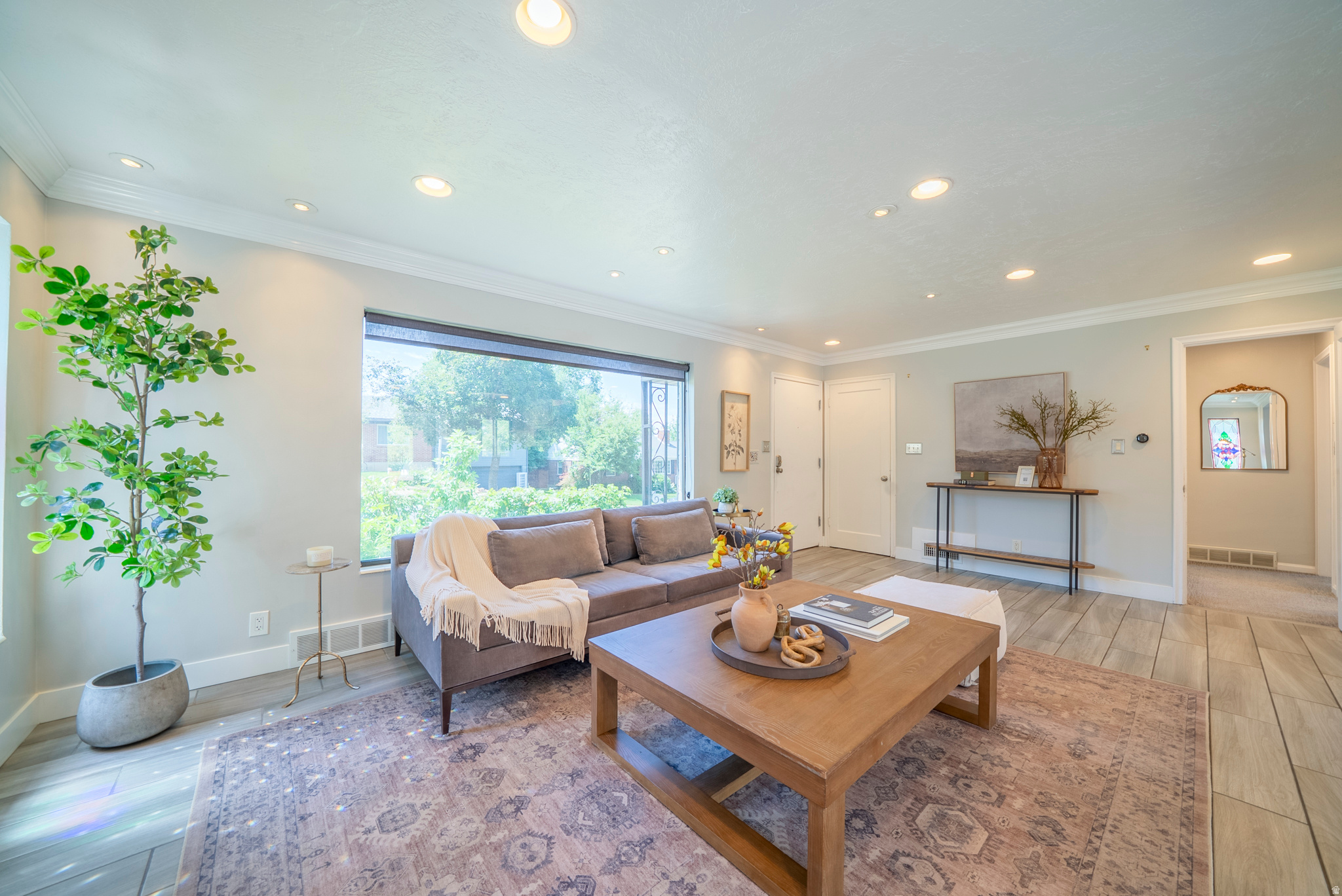 COUNTRY CLUB HEIGHTS - Residential