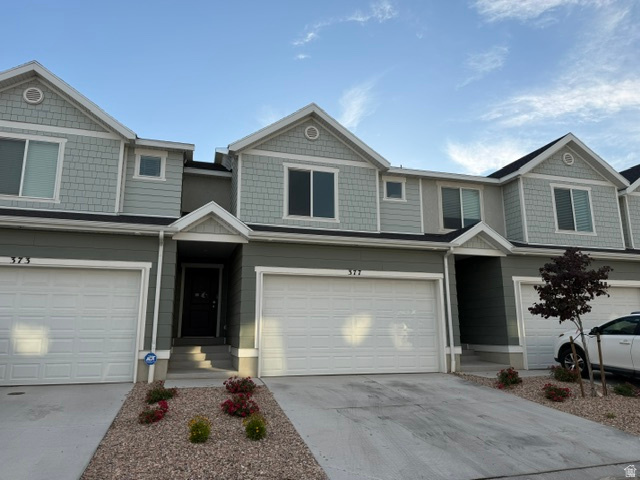 Awesome Northshore community, 3 bedroom, 2.5 bathroom, unfinished basement, small fenced yard, come see this great location. There is a $100 down payment program available for FHA buyers, ask your agent for details or call us! Equal housing opportunity