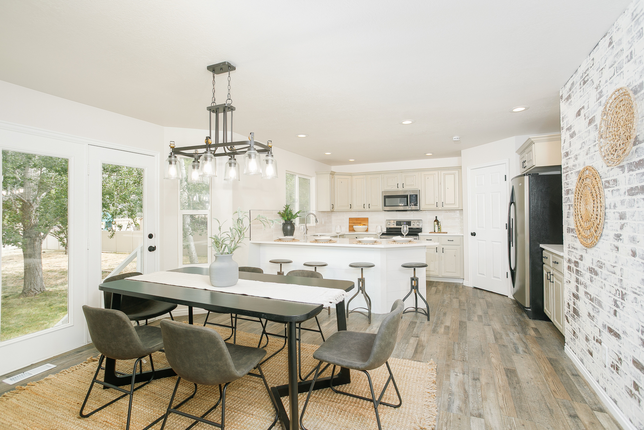 CHERRY ORCHARD ESTATES - Residential