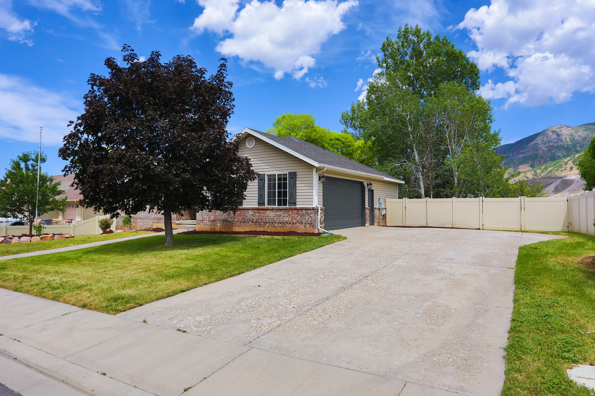 CHERRY ORCHARD ESTATES - Residential
