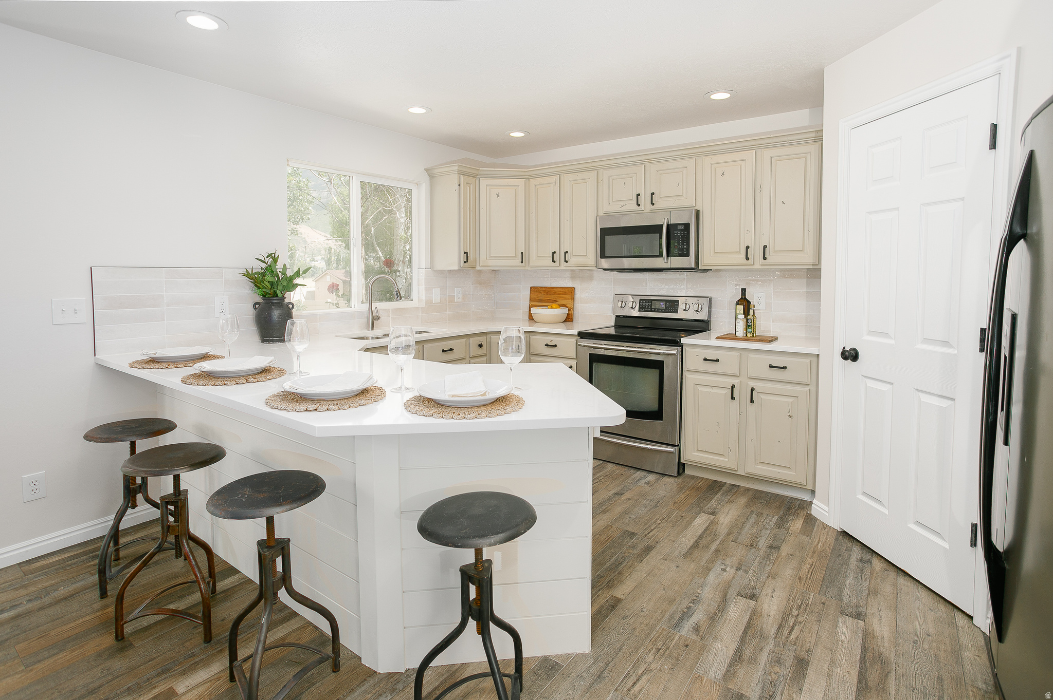 CHERRY ORCHARD ESTATES - Residential