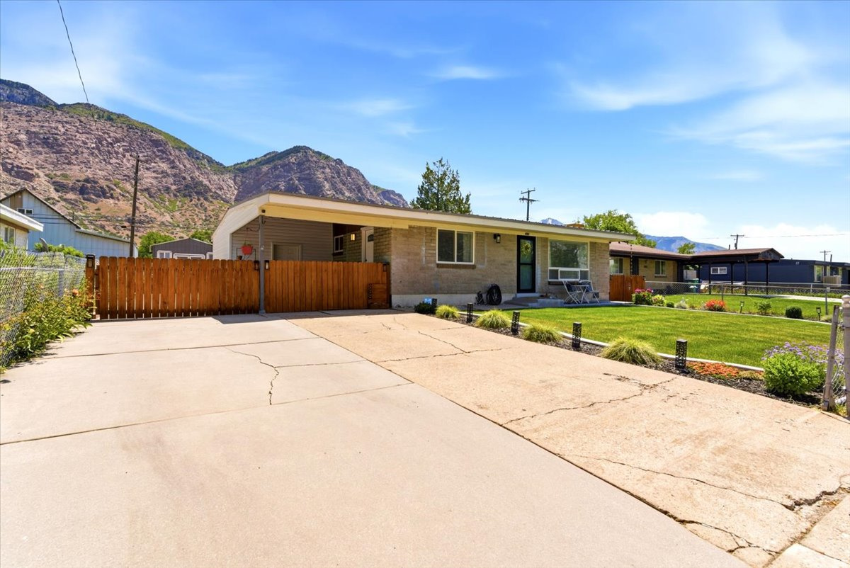 RON CLARE VILLAGE - Residential