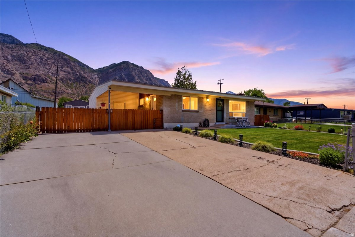 RON CLARE VILLAGE - Residential