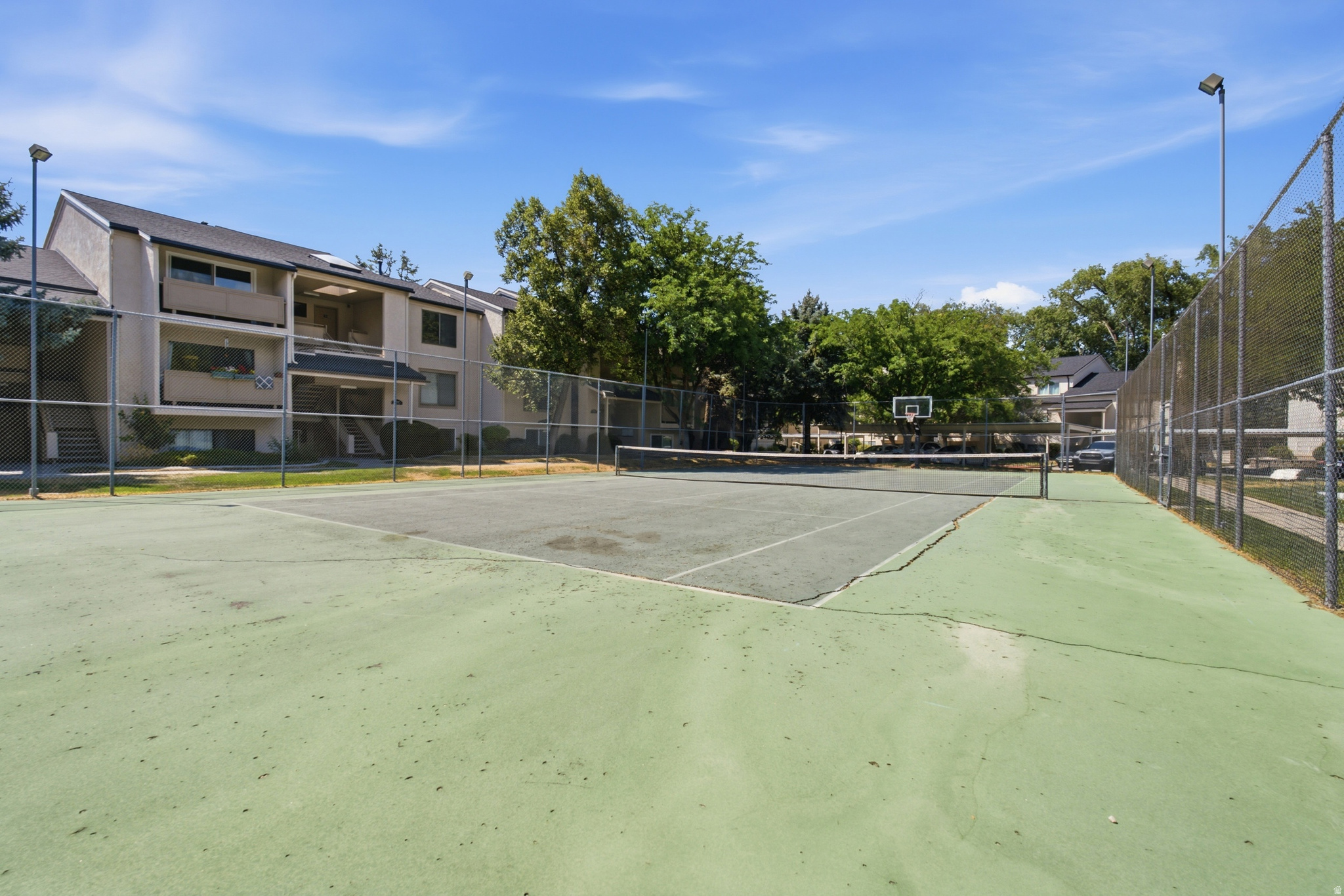 HILL CREEK - Residential