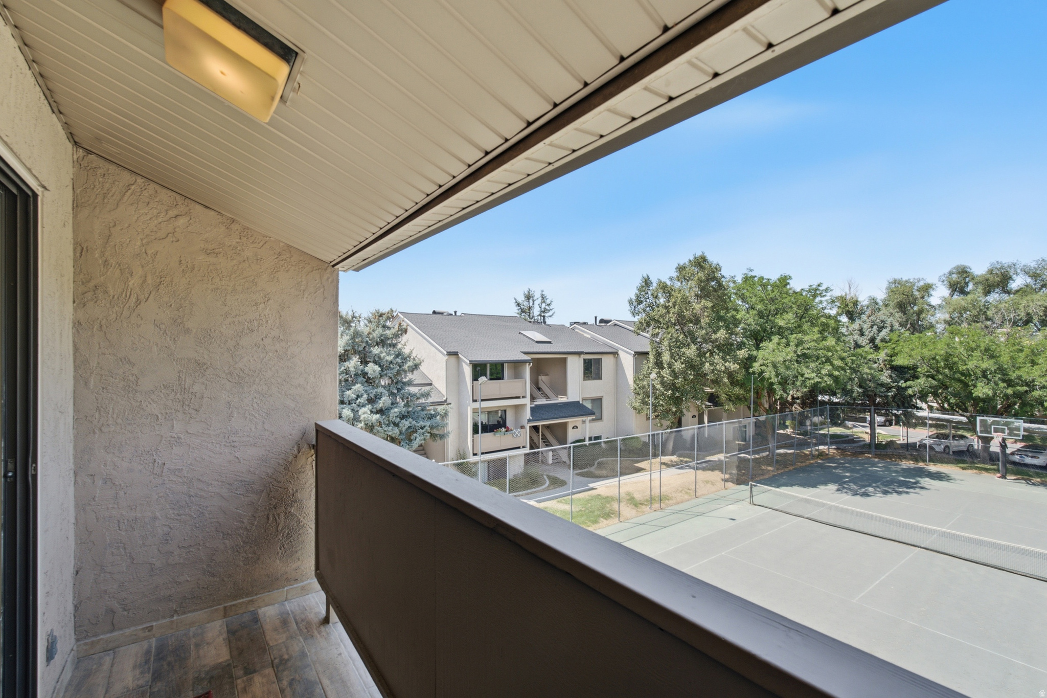 HILL CREEK - Residential