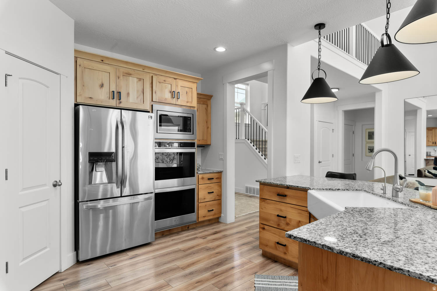 WHITING FARMS - Residential