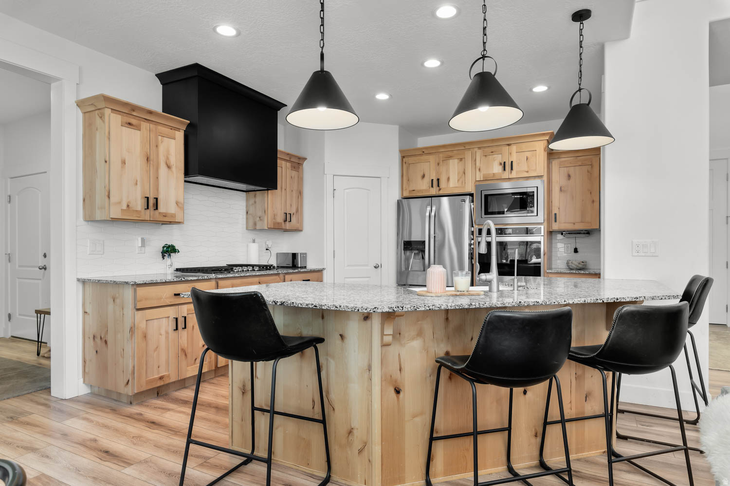 WHITING FARMS - Residential
