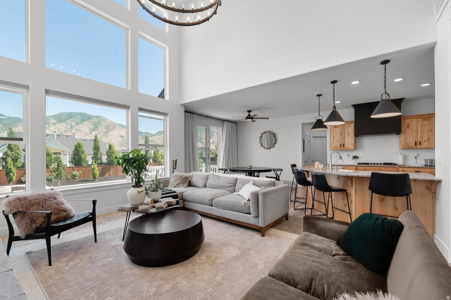 WHITING FARMS - Residential