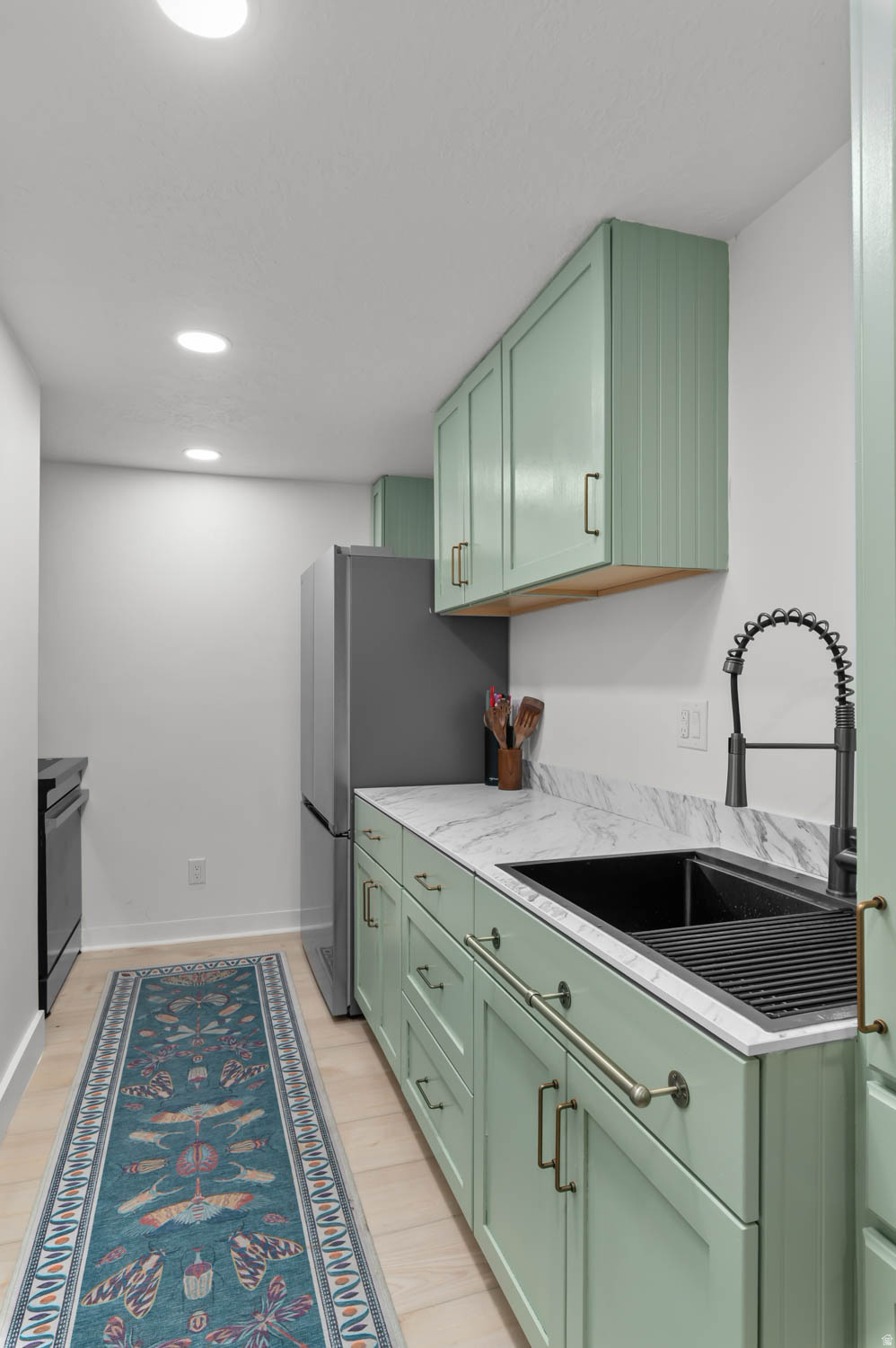 WHITING FARMS - Residential