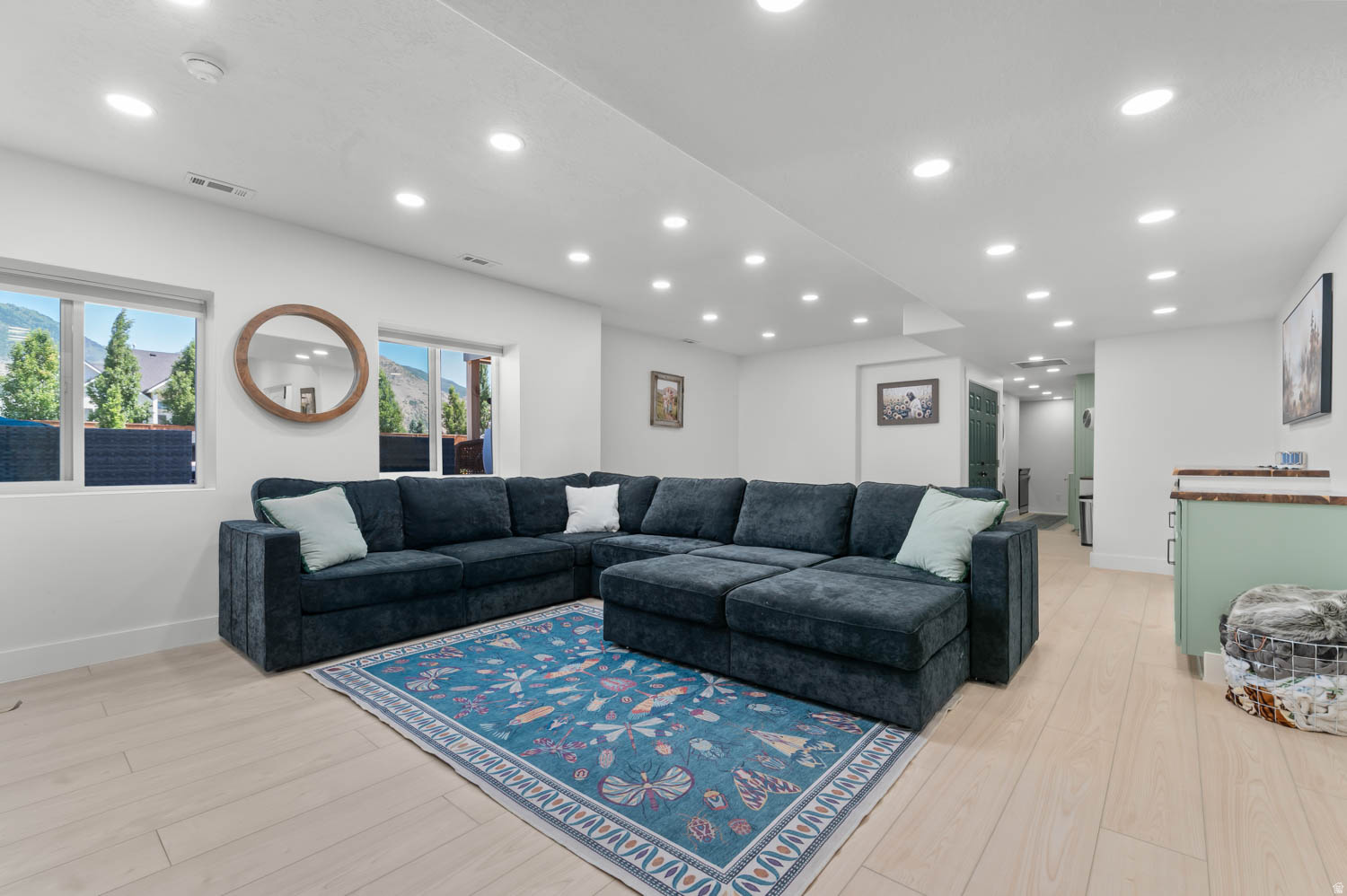 WHITING FARMS - Residential