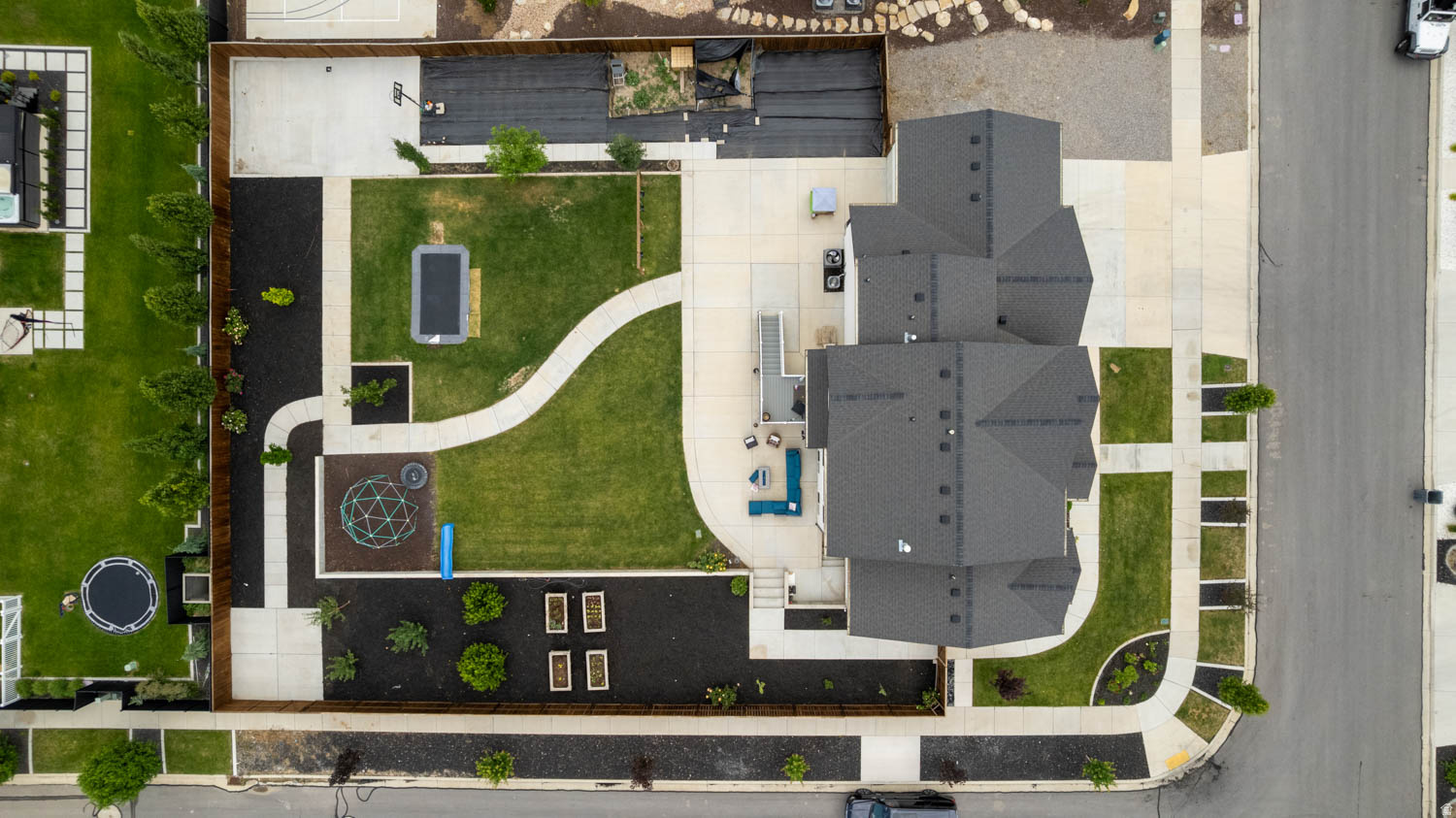 WHITING FARMS - Residential