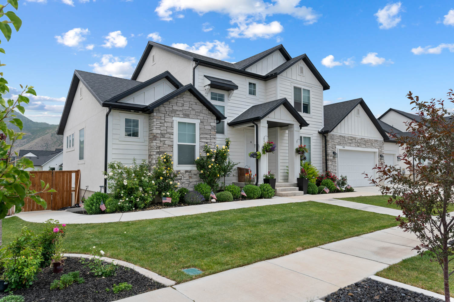 WHITING FARMS - Residential