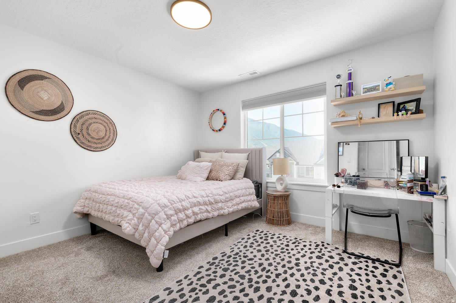 WHITING FARMS - Residential