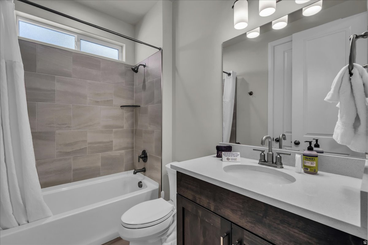 ESCONDIDO AT SIENNA - Residential