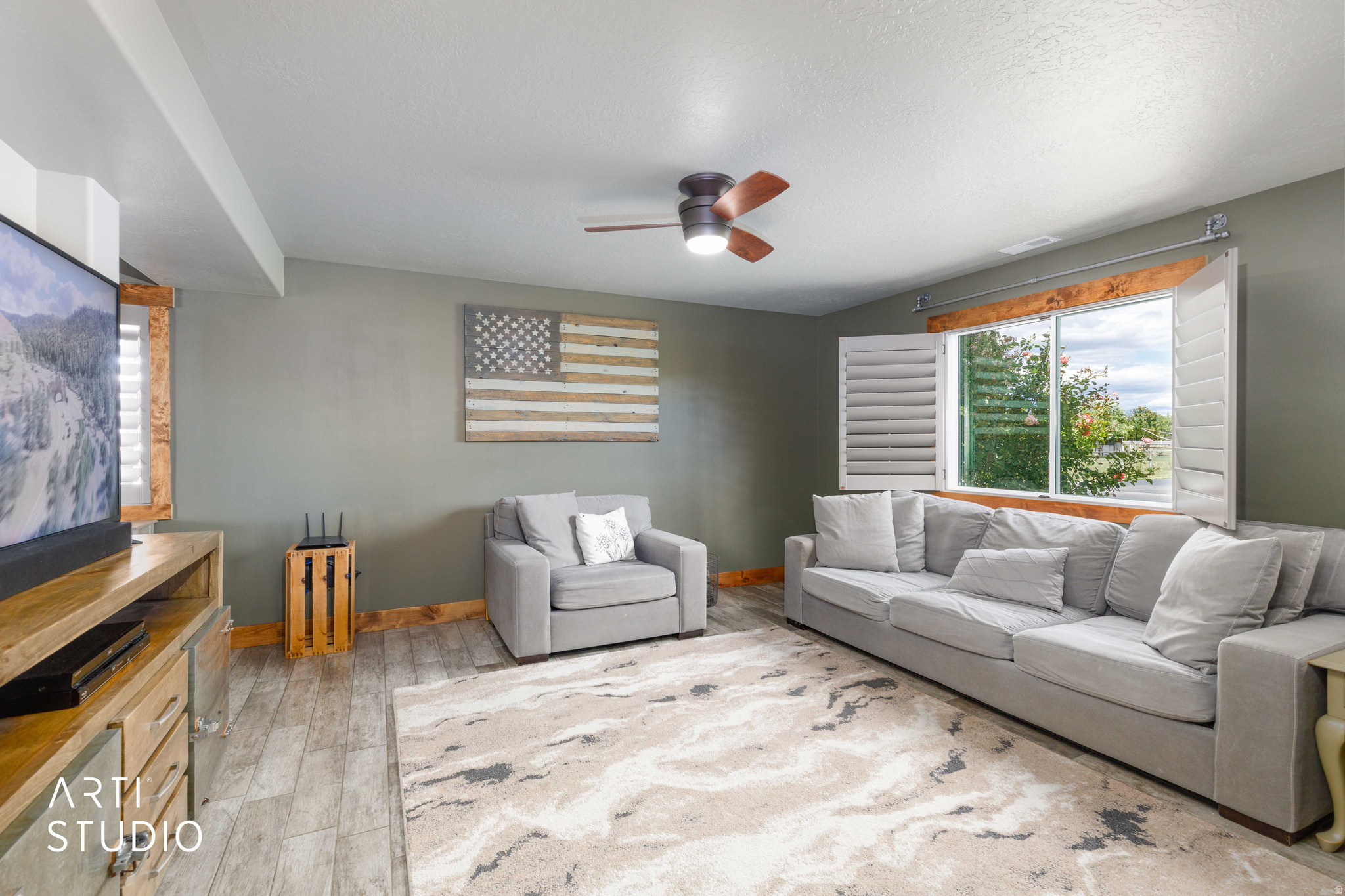 REGAL COUNTRY ESTATE - Residential
