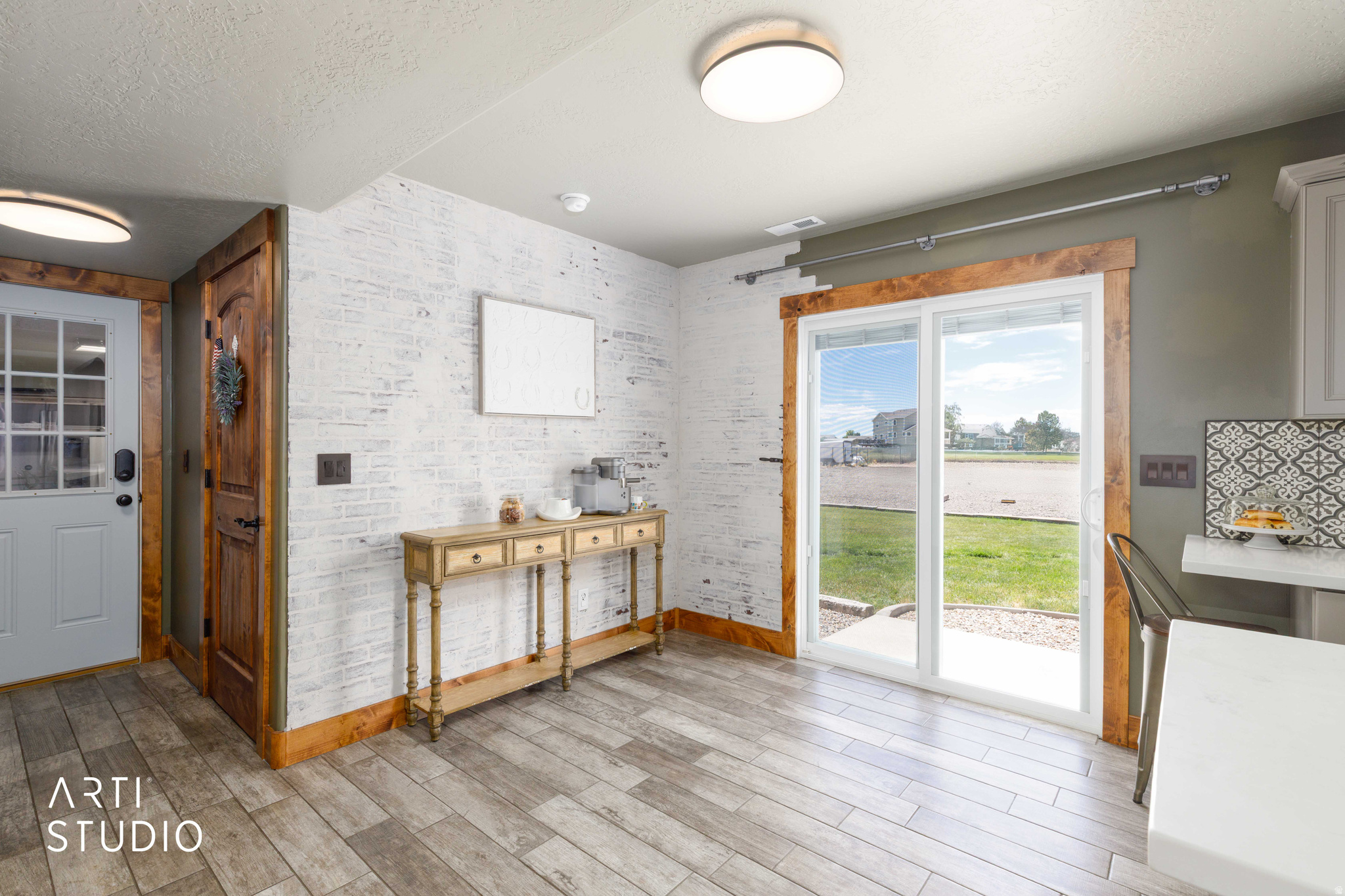 REGAL COUNTRY ESTATE - Residential