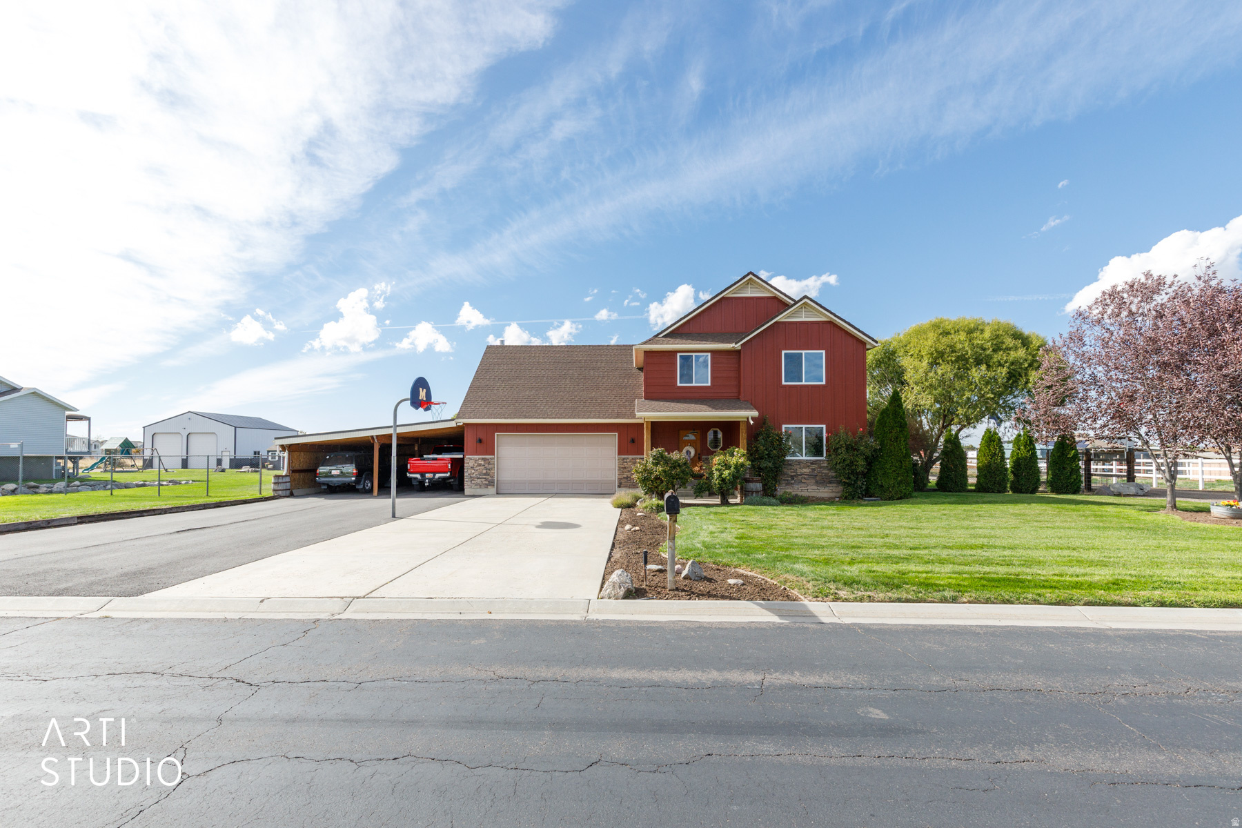 REGAL COUNTRY ESTATE - Residential