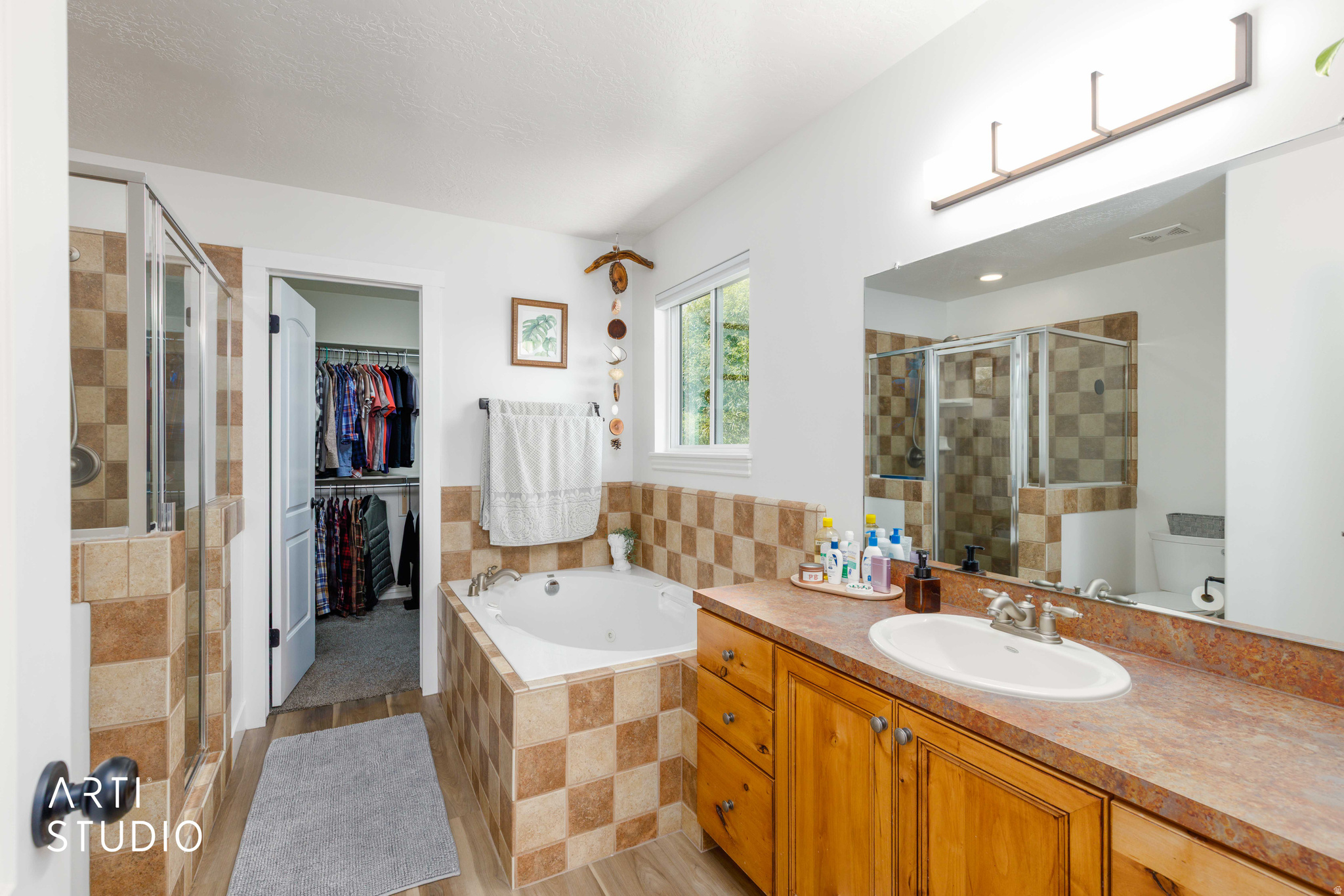REGAL COUNTRY ESTATE - Residential