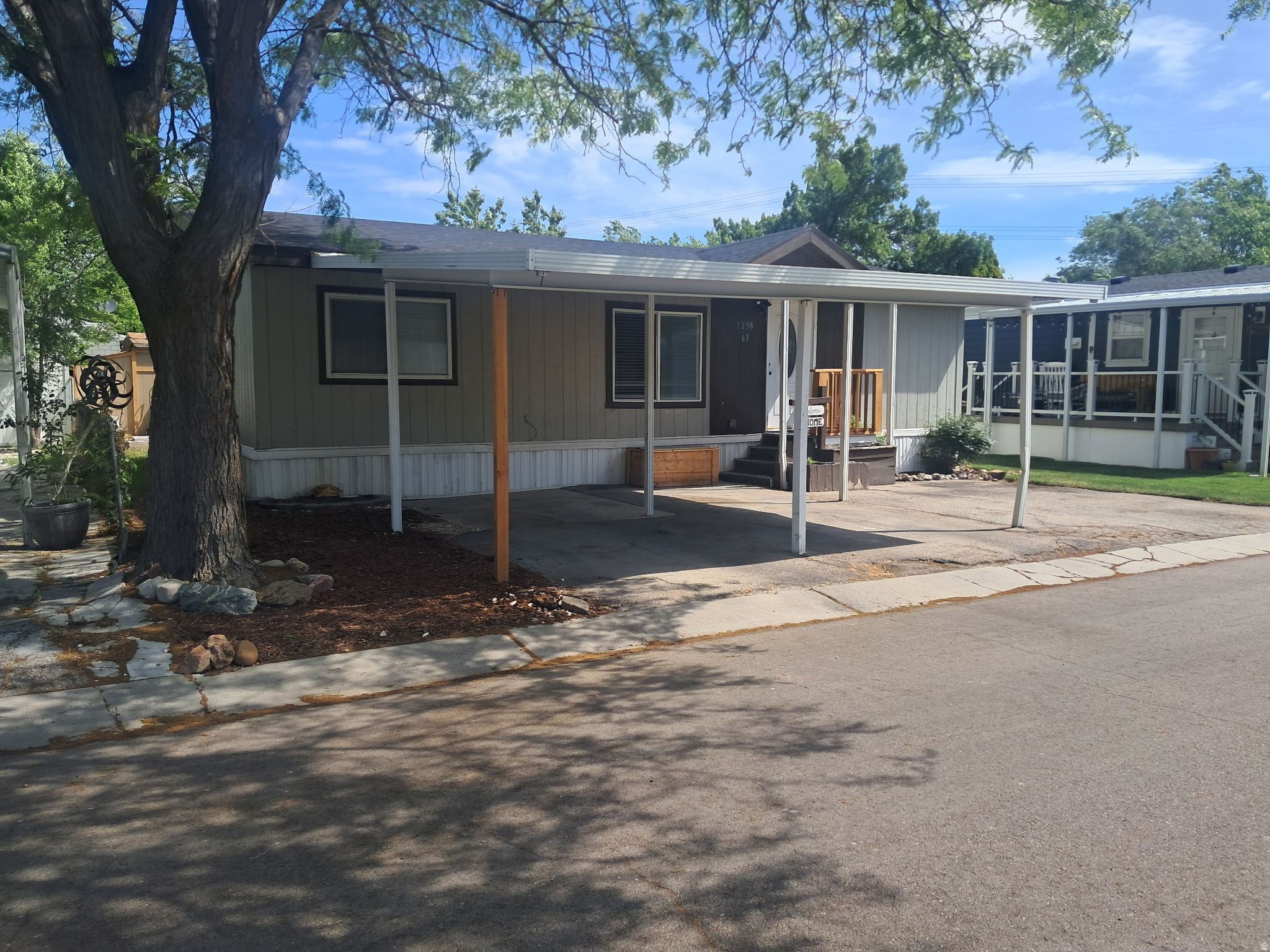 MEADOWBROOK - Residential