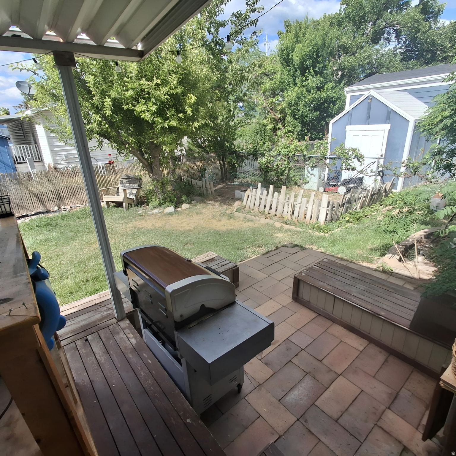 MEADOWBROOK - Residential