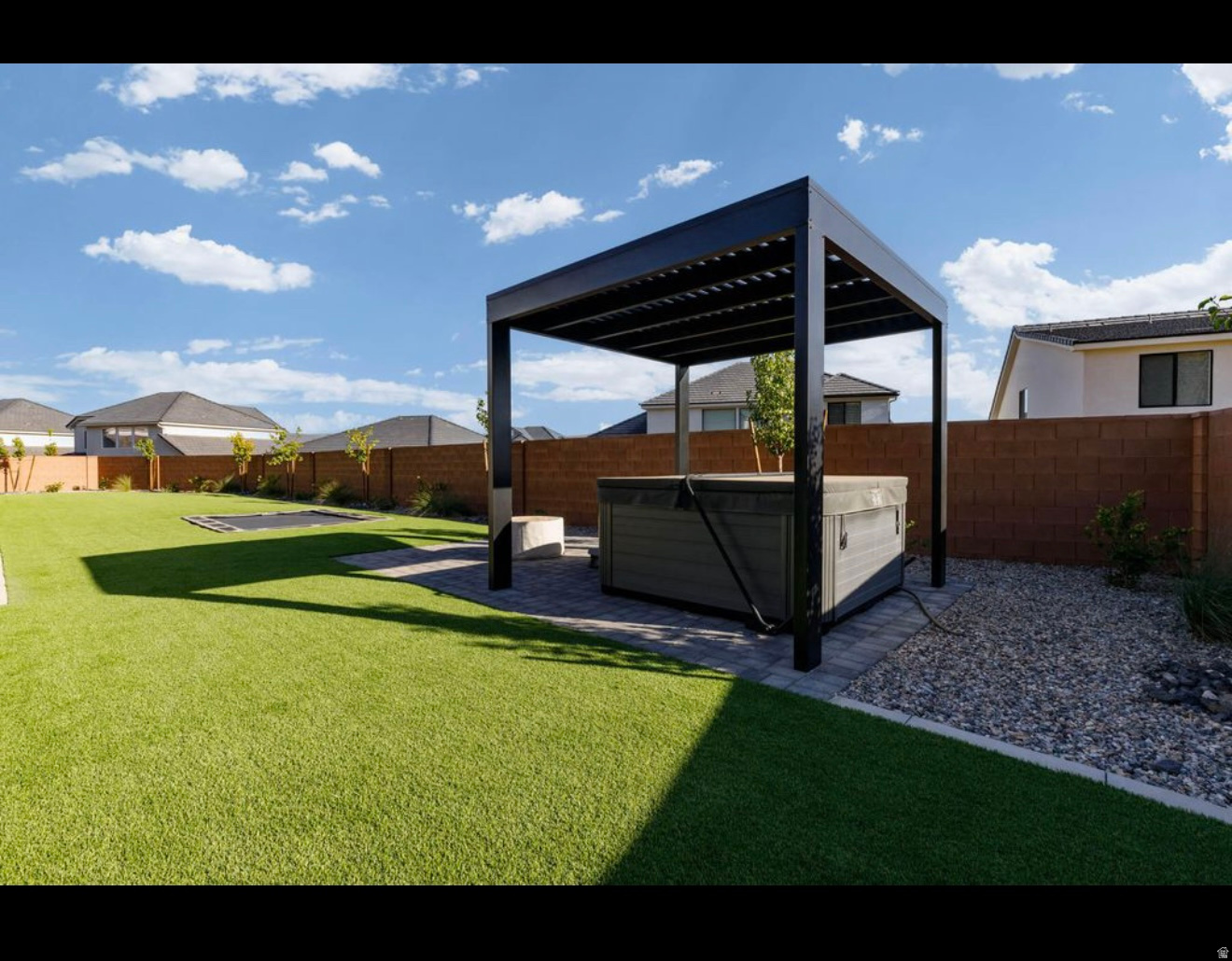 RED MESA AT SUNRISE VALLEY 3 - Residential