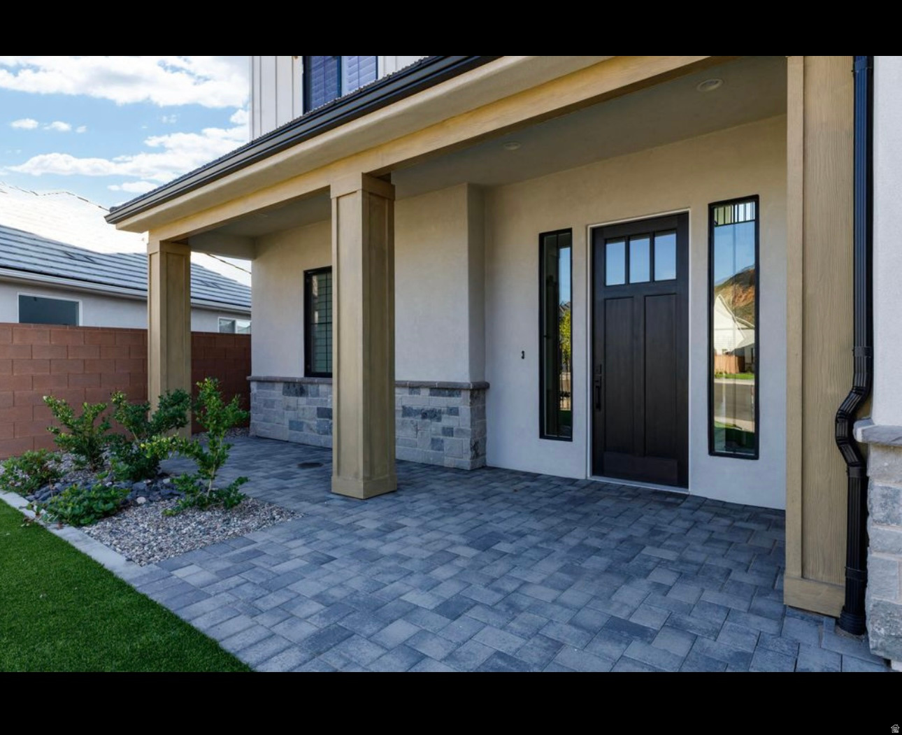 RED MESA AT SUNRISE VALLEY 3 - Residential