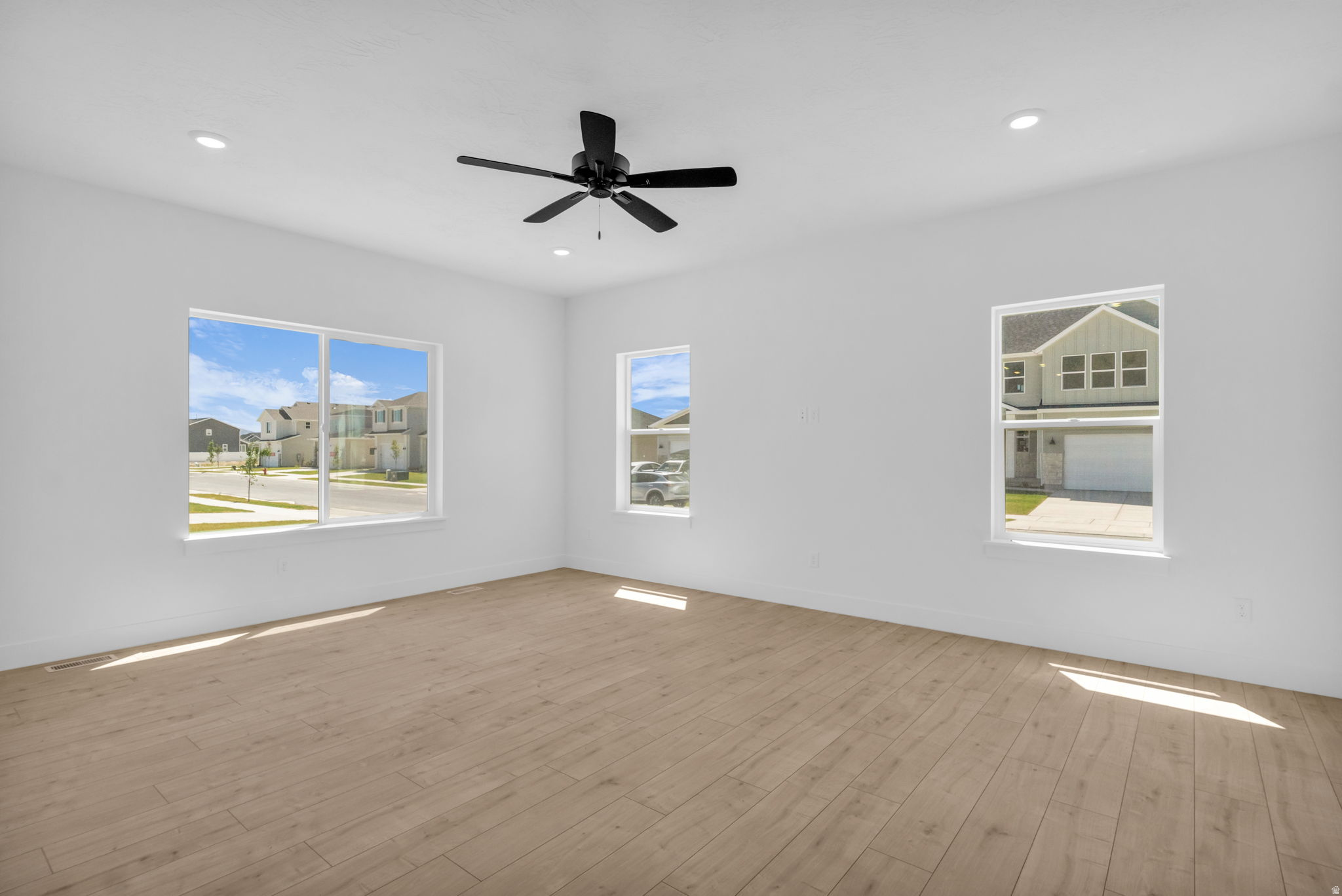 PARKWAY FIELDS SINGLES 2 - Residential