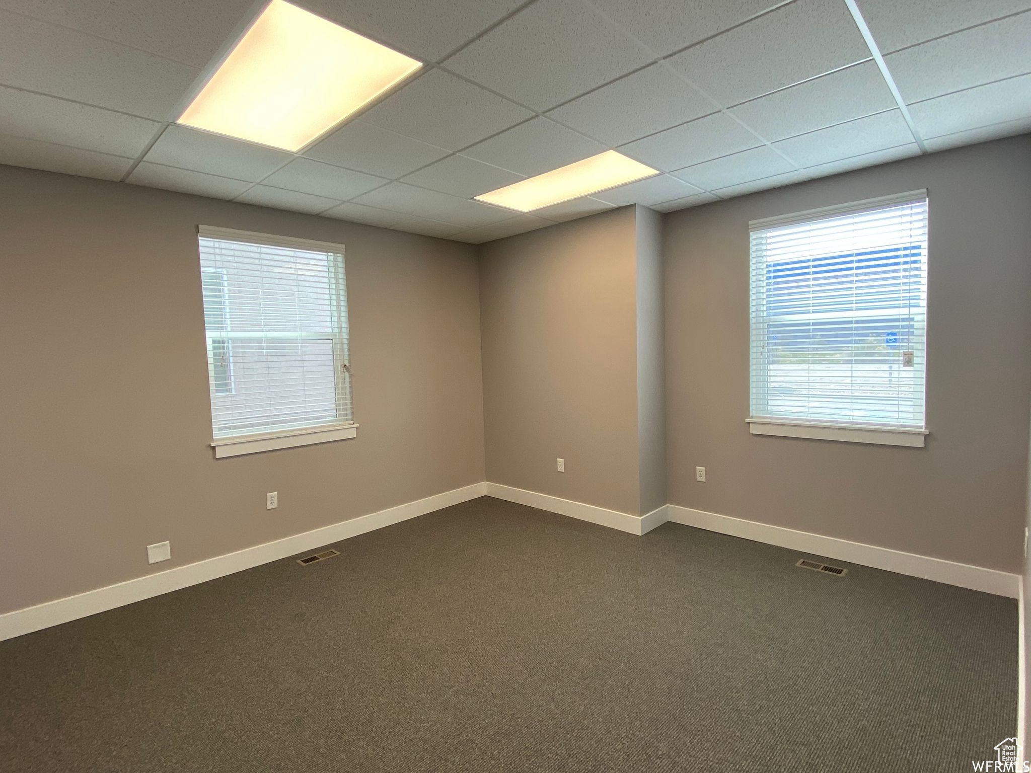 VINE STREET - Commercial Sale