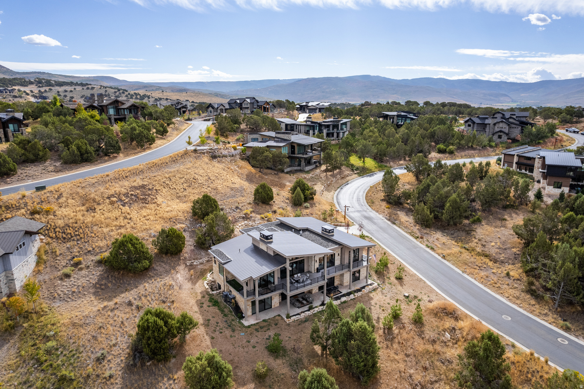 RED LEDGES - Residential