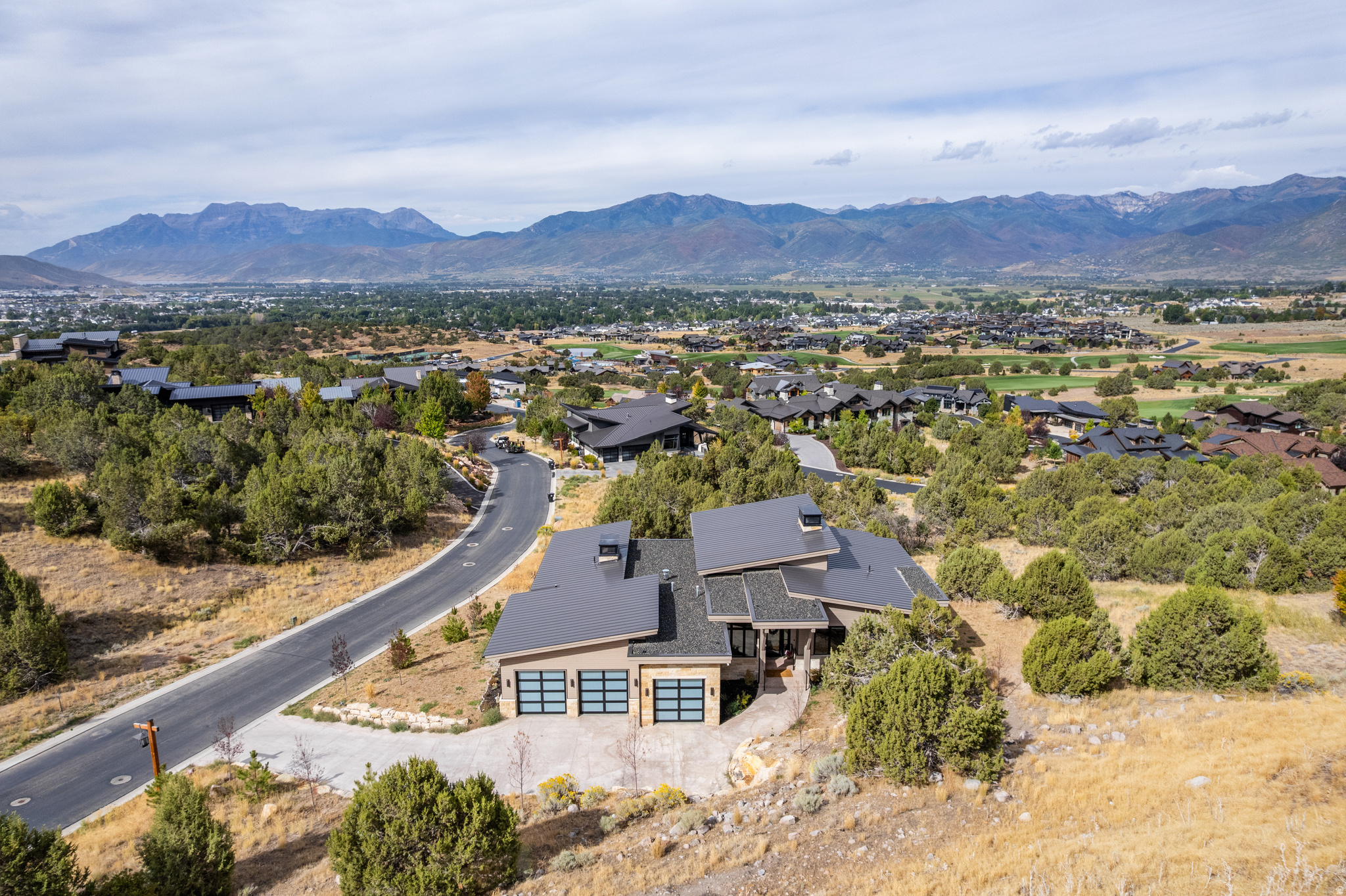 RED LEDGES - Residential