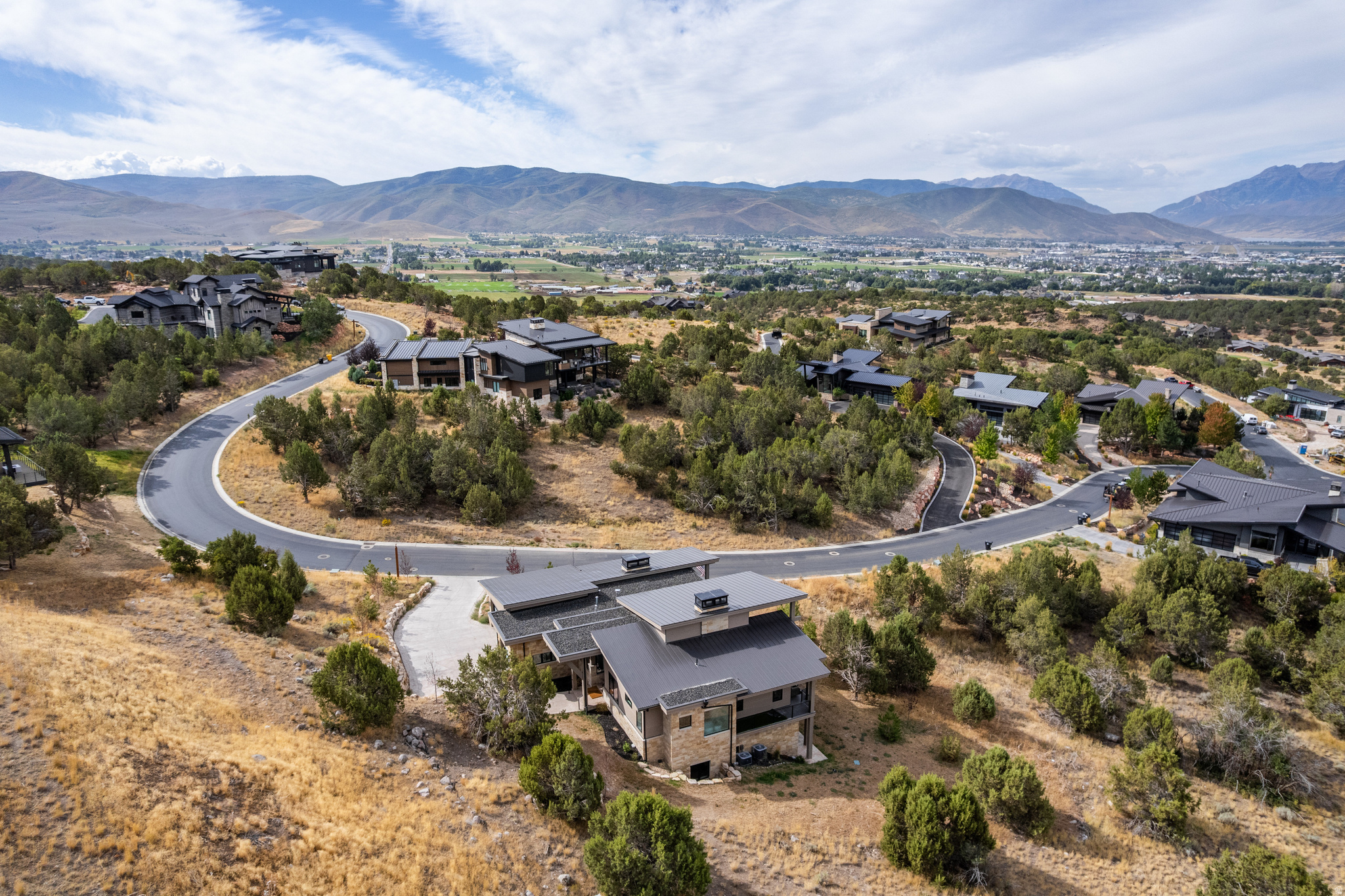 RED LEDGES - Residential
