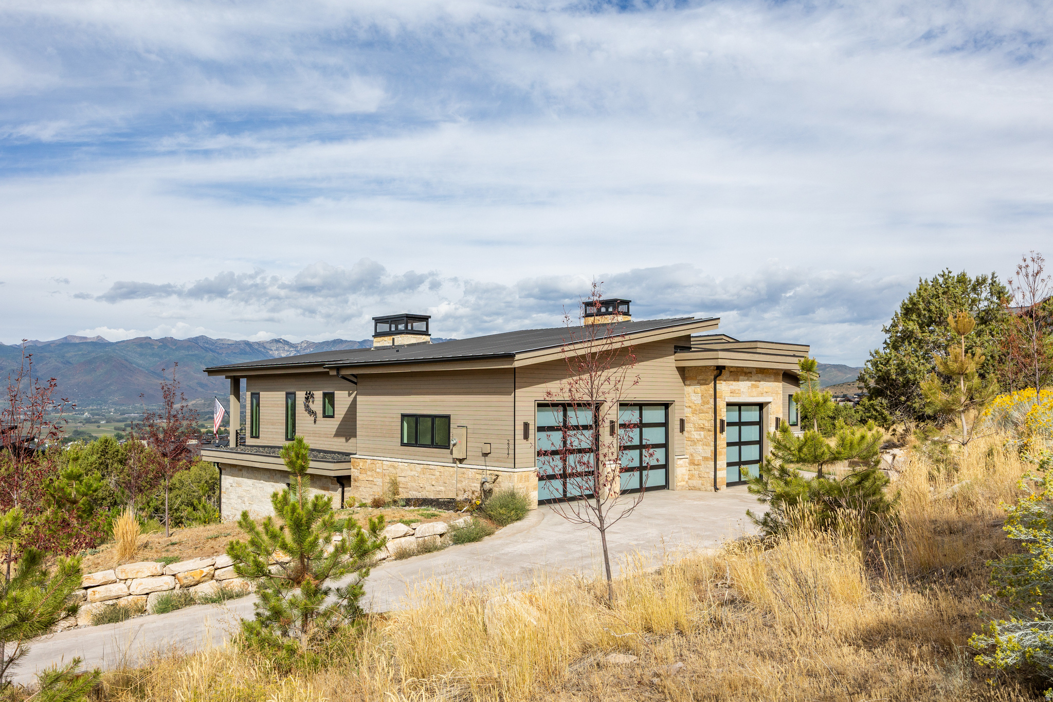 RED LEDGES - Residential