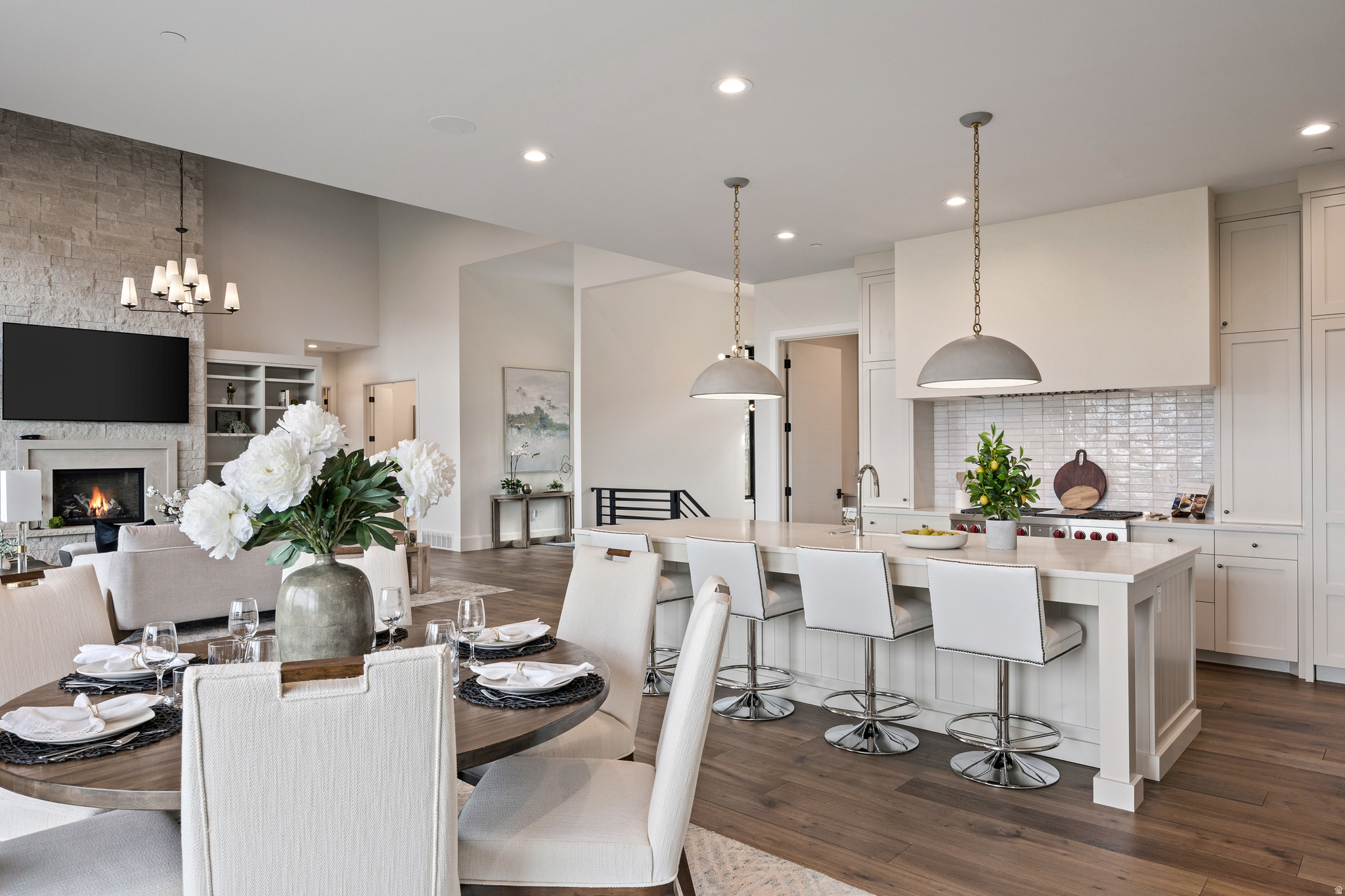 RED LEDGES - Residential