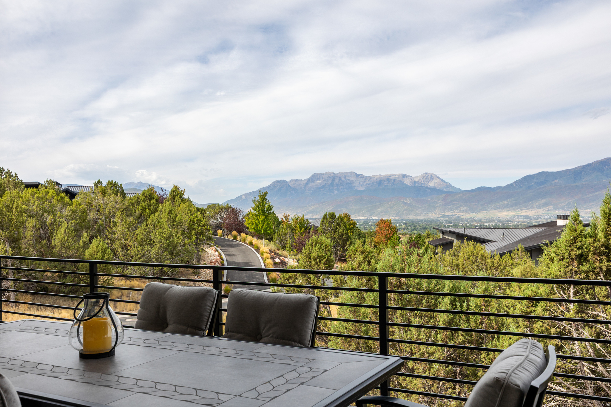 RED LEDGES - Residential