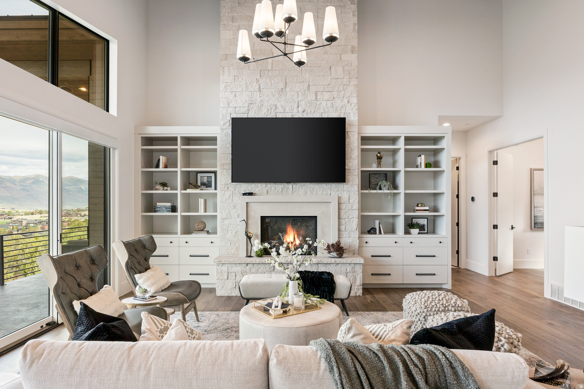 RED LEDGES - Residential