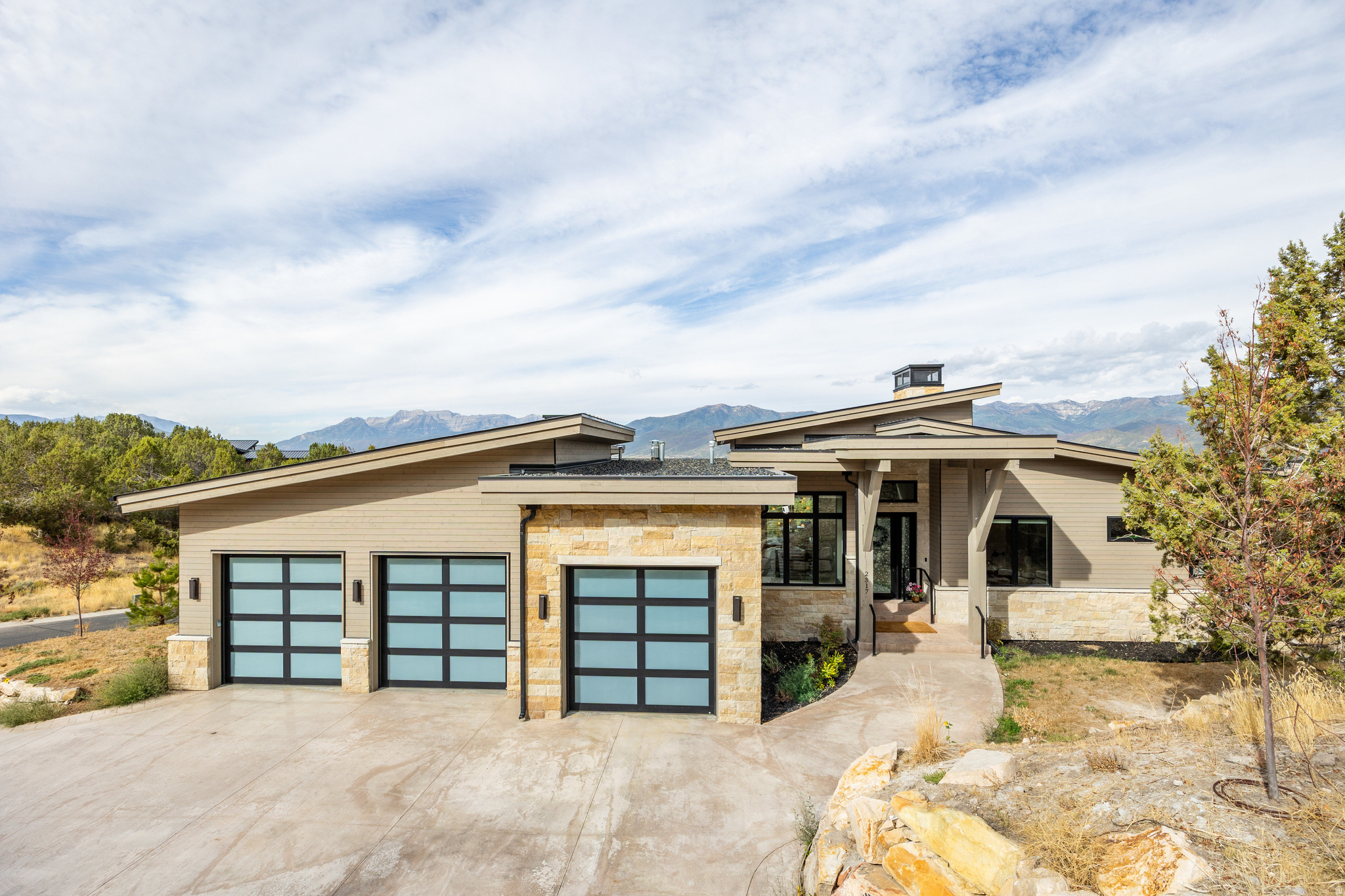 RED LEDGES - Residential